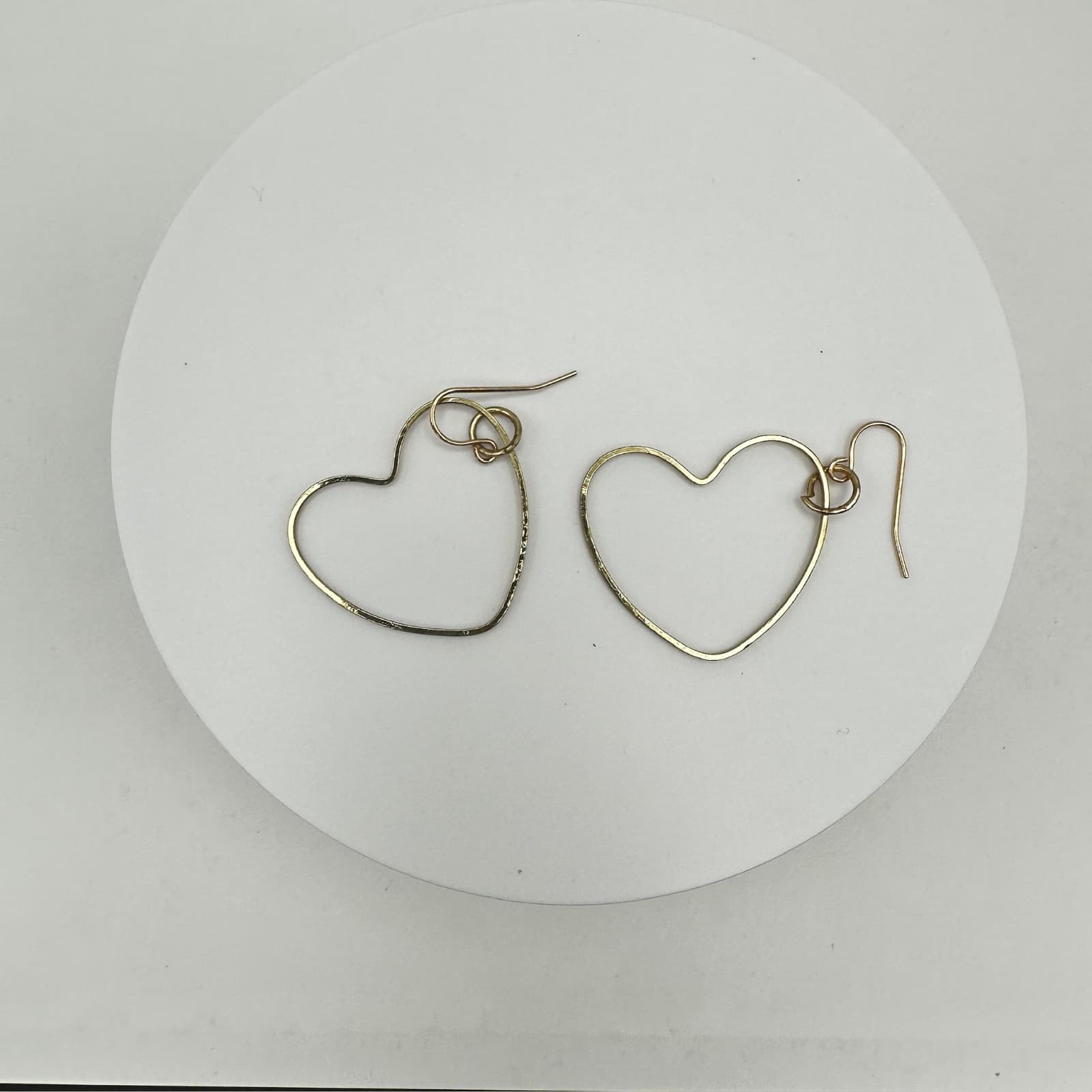 Vintage Gold tone Open Heart Hoop Dangle Earrings Fashion Jewelry 90s - Thumbnail 7