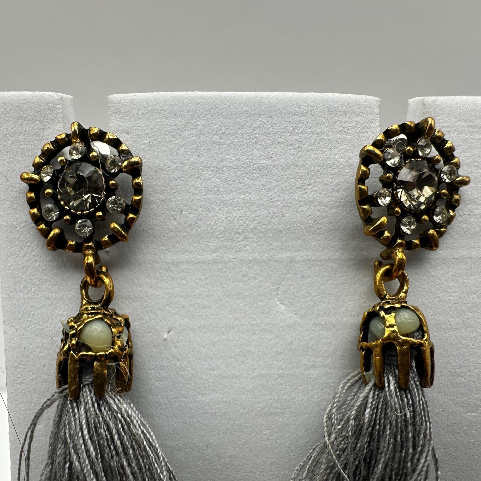 Vintage 90s Grey Tassel Gold Tone Earrings Rhinestone Dangle Fashion Jewelry - Thumbnail 5