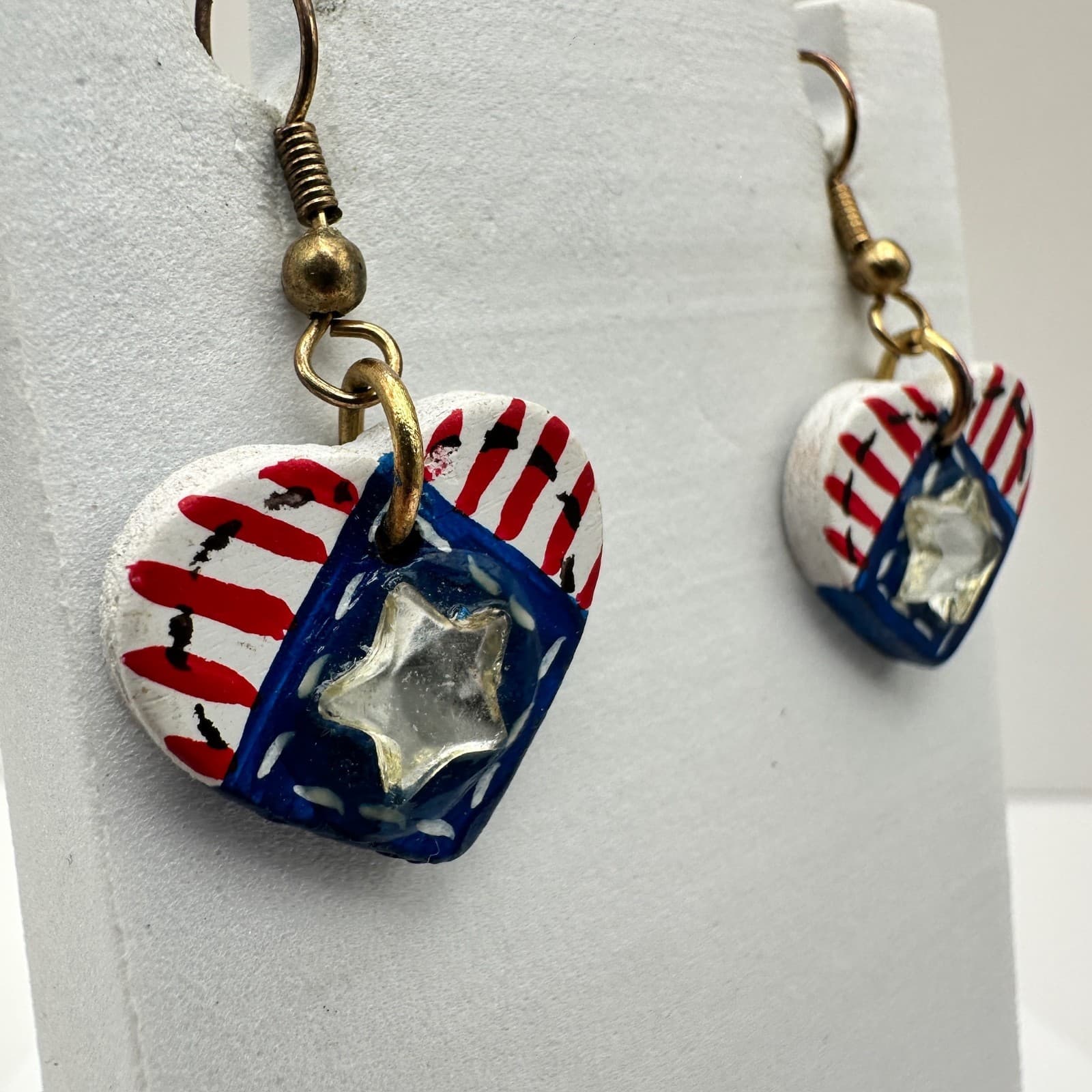 Vintage 90s Handmade Patriotic American Flag Heart Dangle Earrings Jewelry - Thumbnail 2