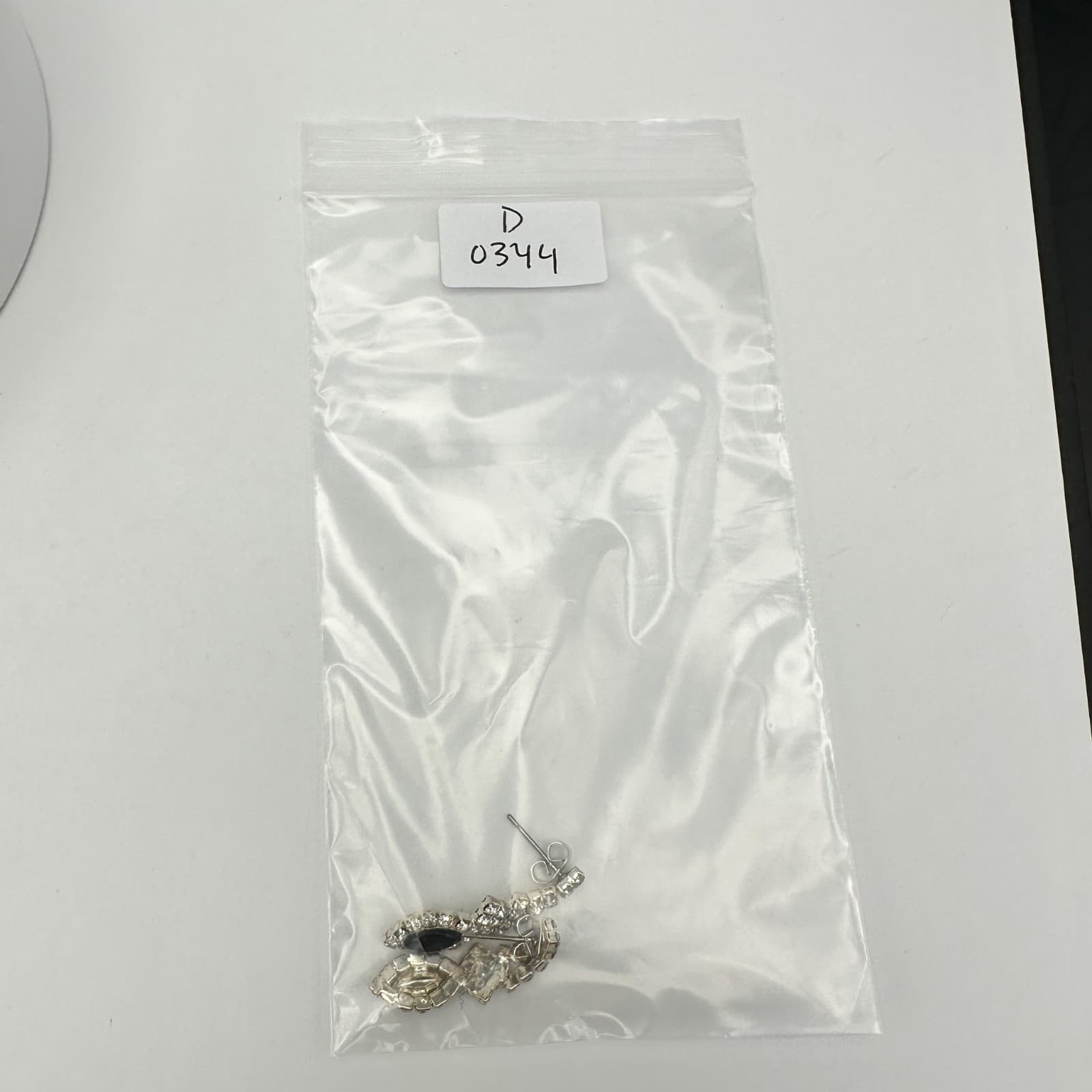 Vintage 80s Silver Tone Jewelry Black Marquise Crystal Rhinestone Drop Earrings - Thumbnail 13