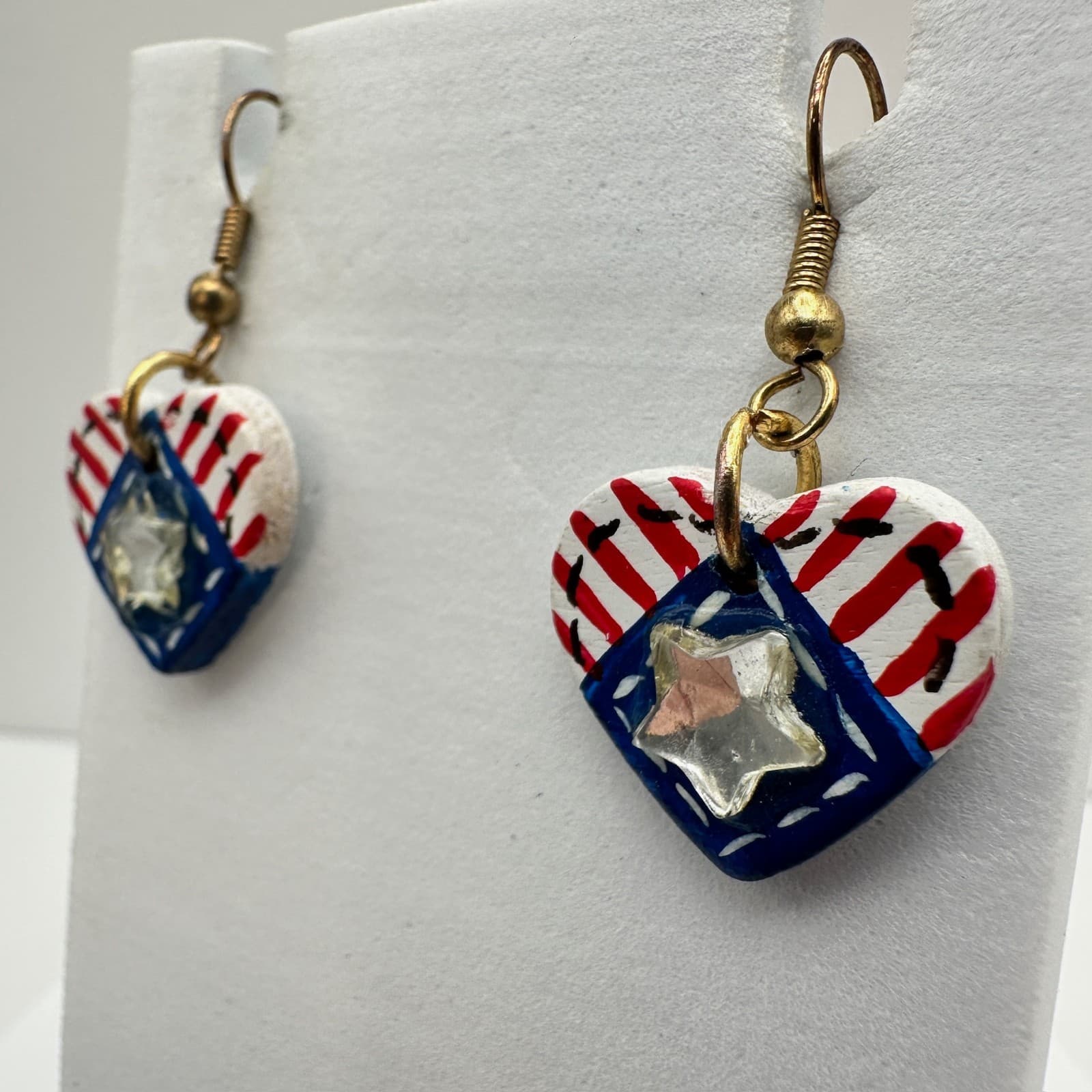 Vintage 90s Handmade Patriotic American Flag Heart Dangle Earrings Jewelry - Thumbnail 3