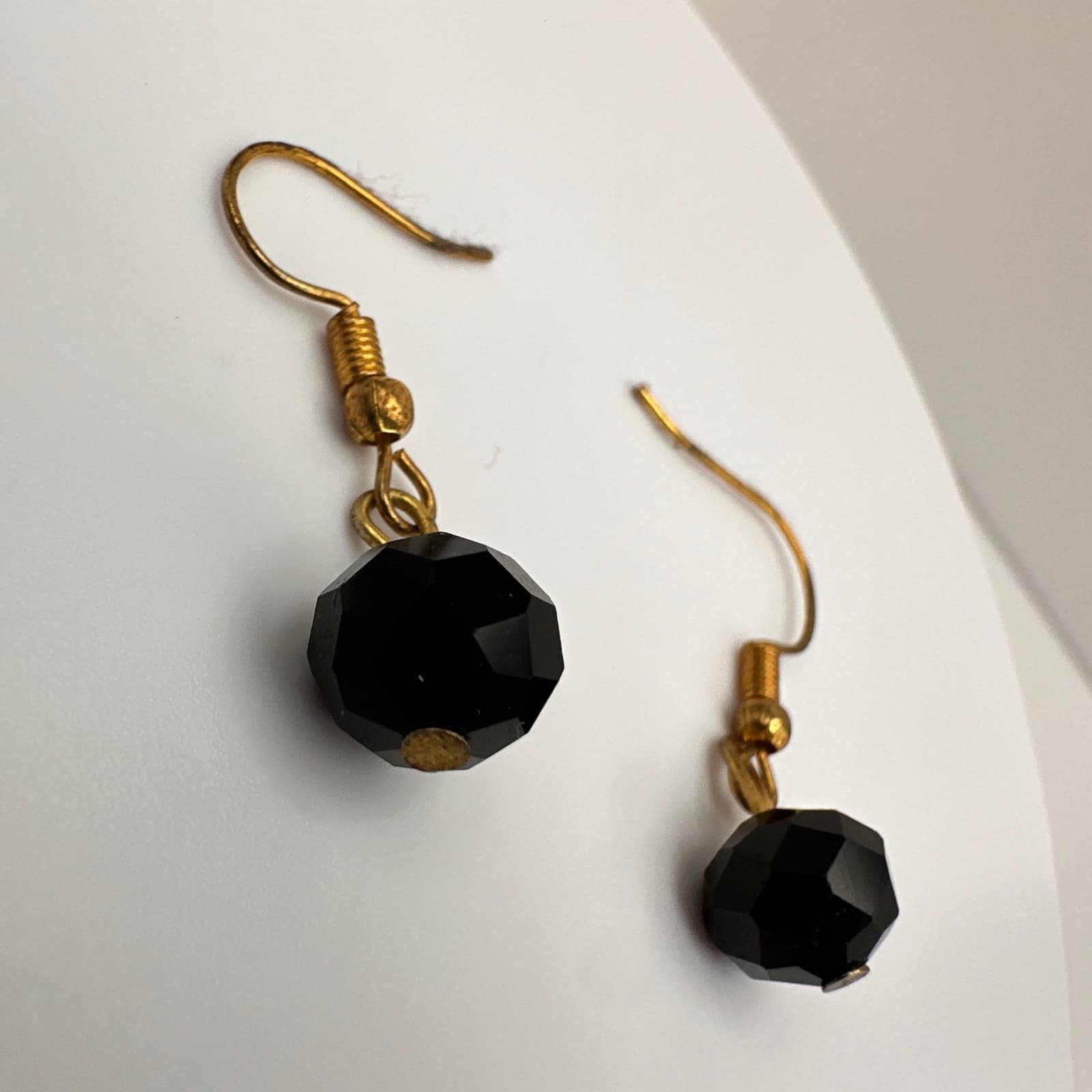Vintage 90s Black Face Bead Dangle Drop Earrings Gold-Tone Hooks Jewelry - Thumbnail 10