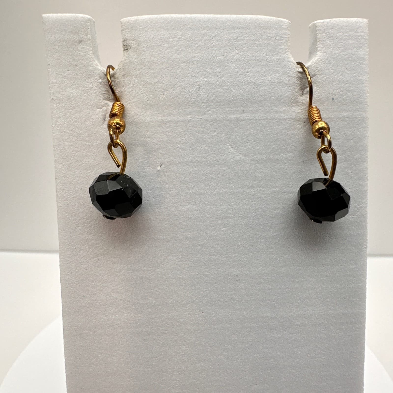 Vintage 90s Black Face Bead Dangle Drop Earrings Gold-Tone Hooks Jewelry - Image 1