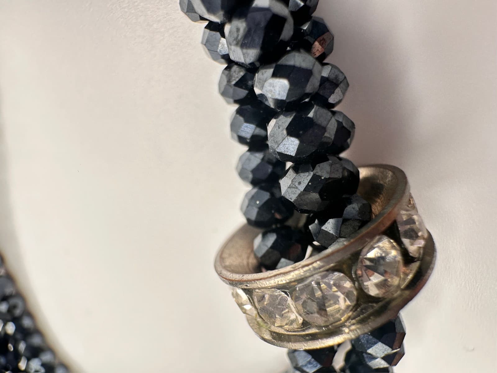 Vintage 90s Black Faceted Beaded Stretch Bracelet Clear Crystal Silver Tone Band - Thumbnail 8