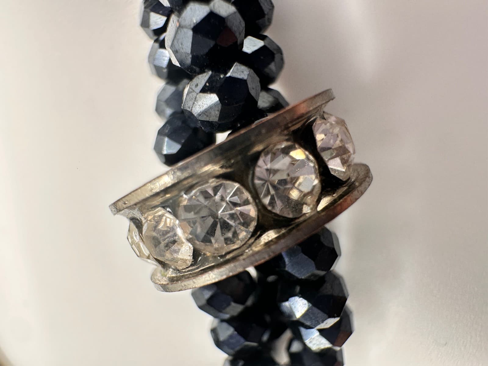 Vintage 90s Black Faceted Beaded Stretch Bracelet Clear Crystal Silver Tone Band - Thumbnail 9