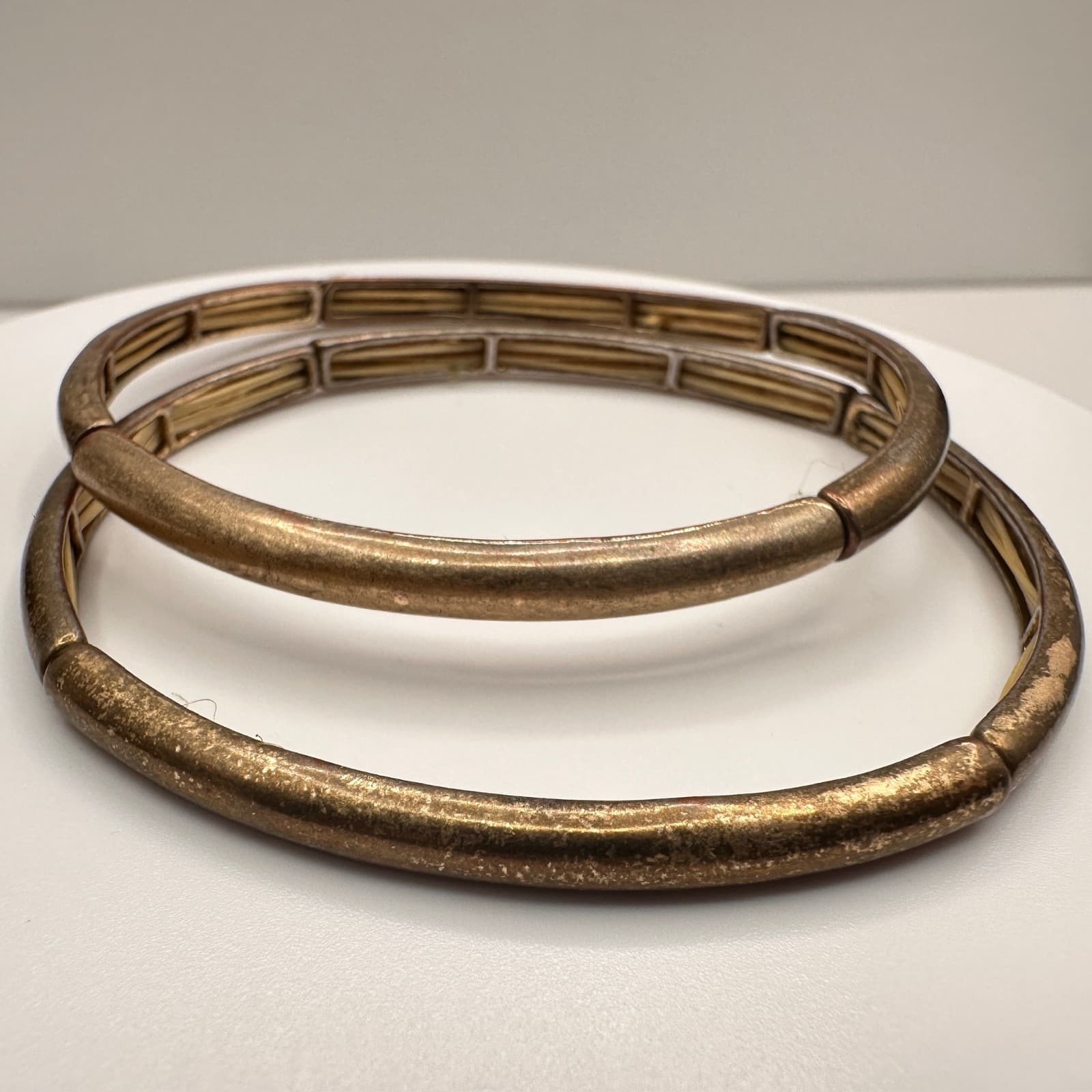 Vintage Gold Tone Stretch Bangles Set Textured Minimalist Bracelets - Thumbnail 2