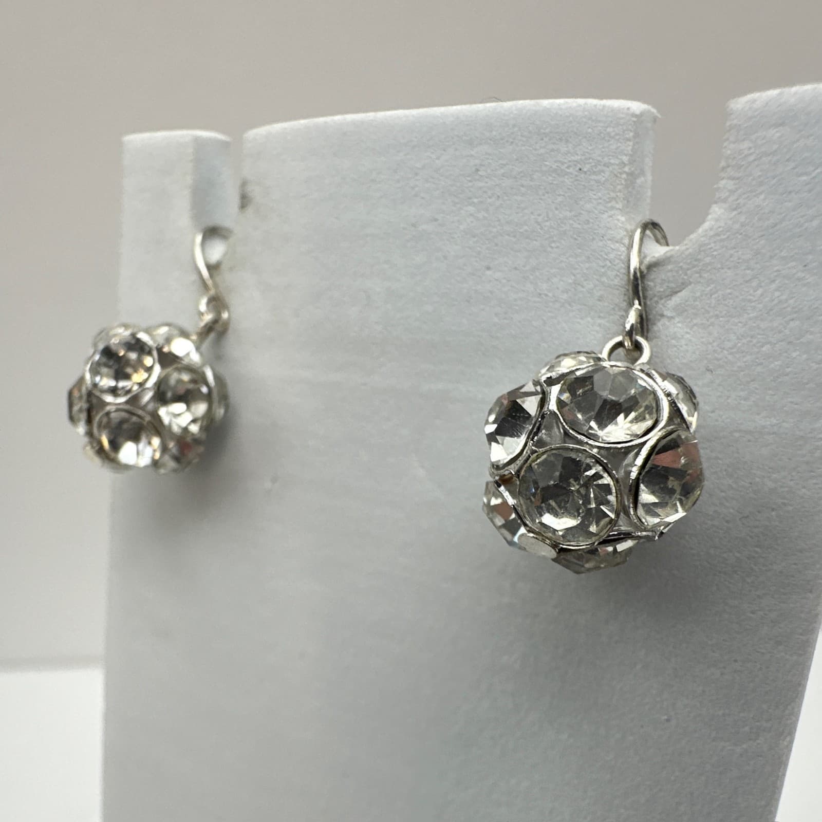 Vintage 90s Crystal Rhinestone Ball Dangle Earrings Silver Tone Hooks Jewelry - Thumbnail 6