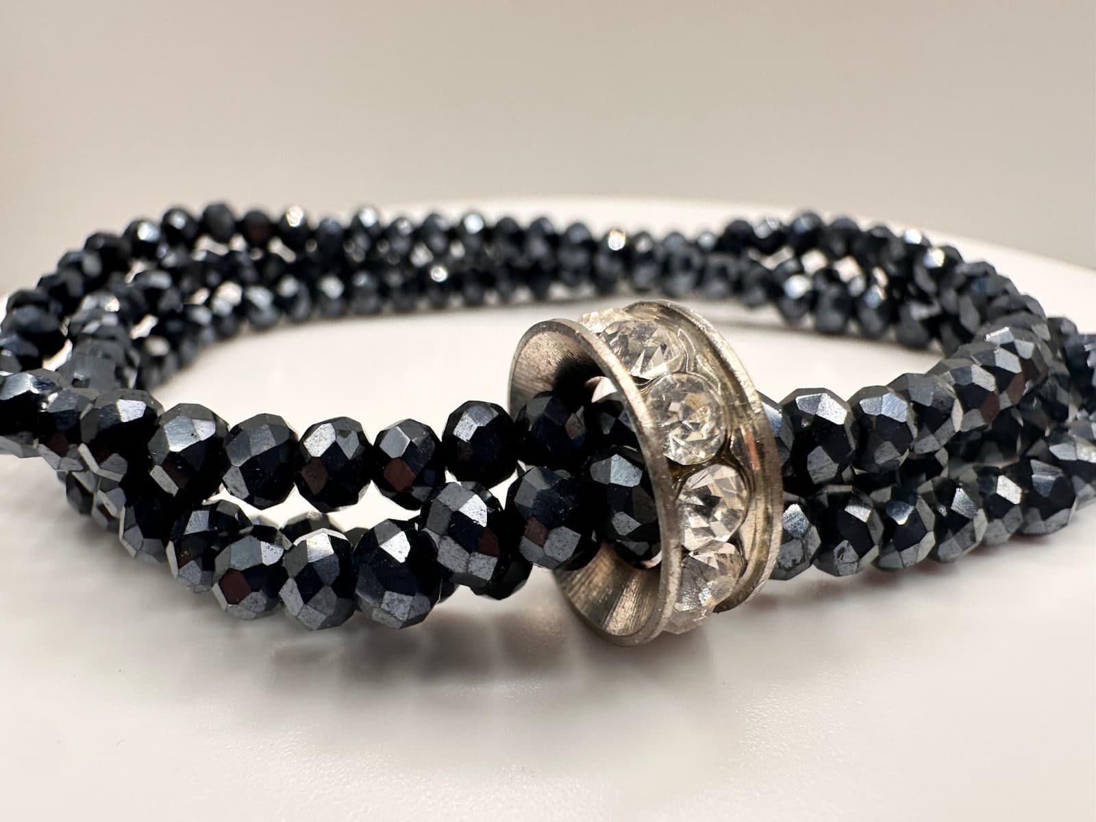 Vintage 90s Black Faceted Beaded Stretch Bracelet Clear Crystal Silver Tone Band - Thumbnail 2