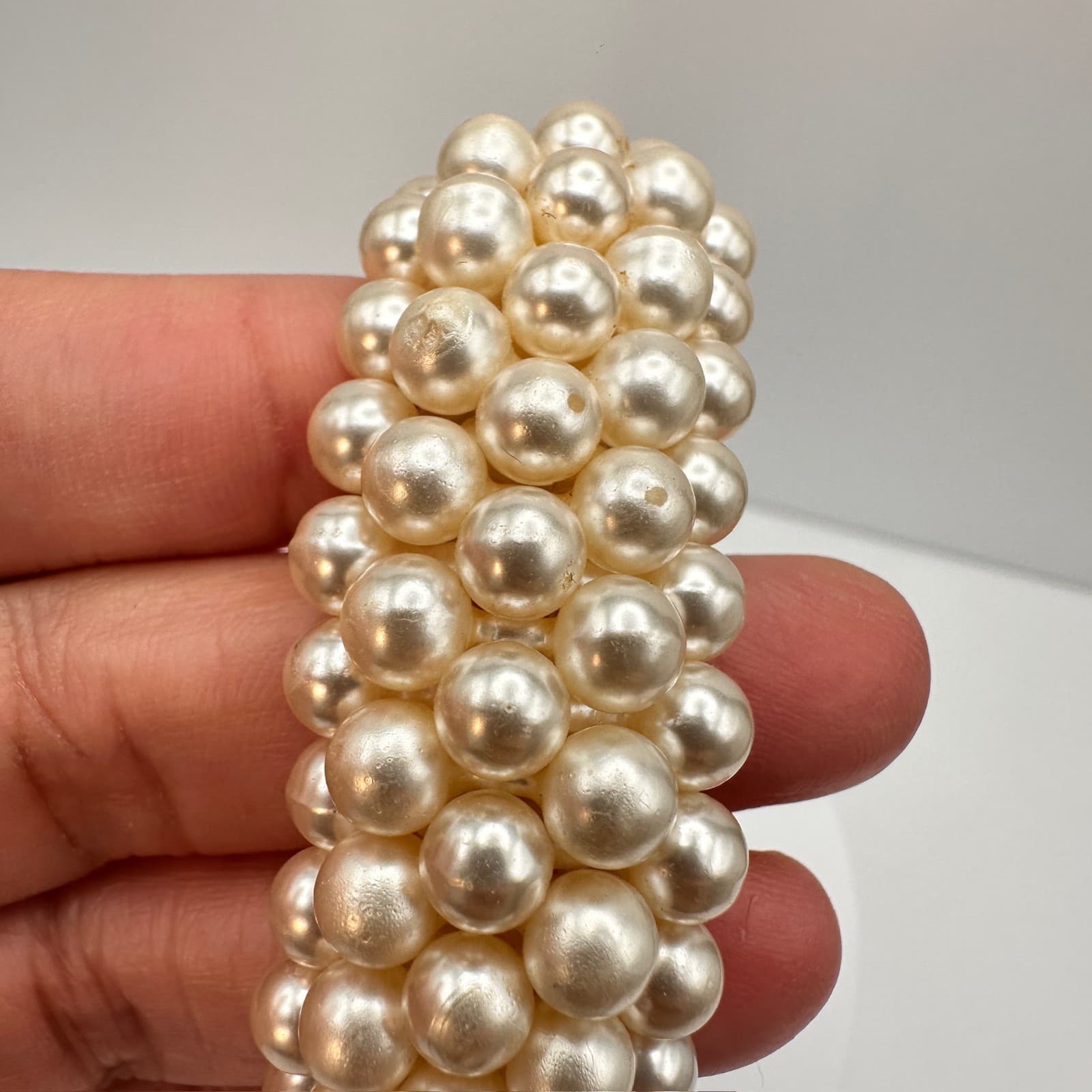 Vintage 90s Cream Faux Pearl TripleRow Beaded Stretch Expansion Bracelet Jewelry - Thumbnail 9