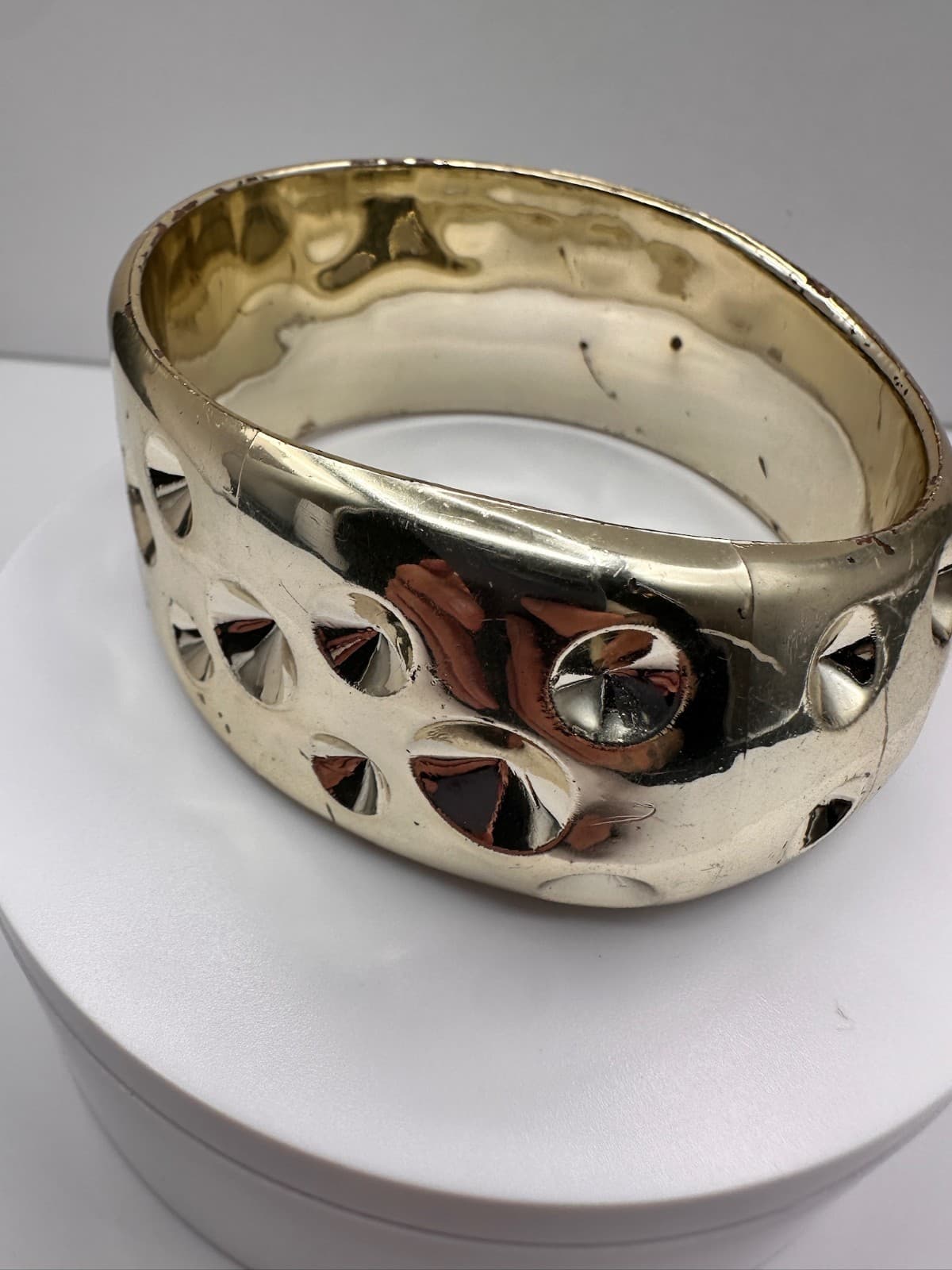 Vintage 90s Gold Tone Wide Cuff Bracelet Studded Dome Design Fashion Jewelry - Thumbnail 8