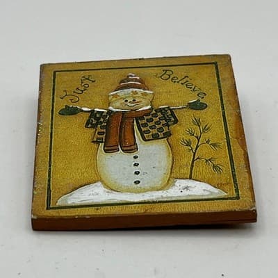 VTG Eileen Ackerson 2010 Snowman Wood Pin Brooch Just Believe Glitter Folk Art - Thumbnail 3