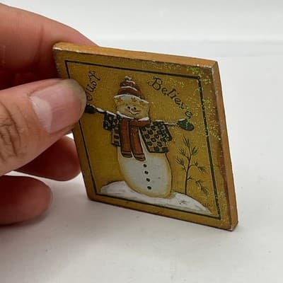 VTG Eileen Ackerson 2010 Snowman Wood Pin Brooch Just Believe Glitter Folk Art - Thumbnail 5
