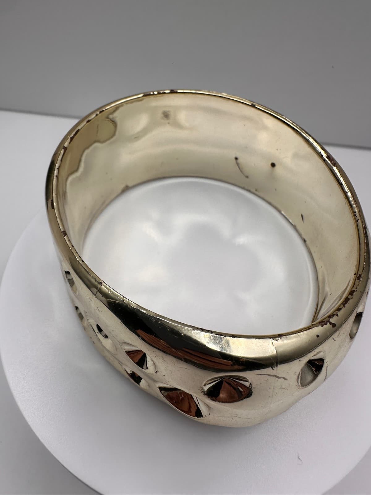 Vintage 90s Gold Tone Wide Cuff Bracelet Studded Dome Design Fashion Jewelry - Thumbnail 7