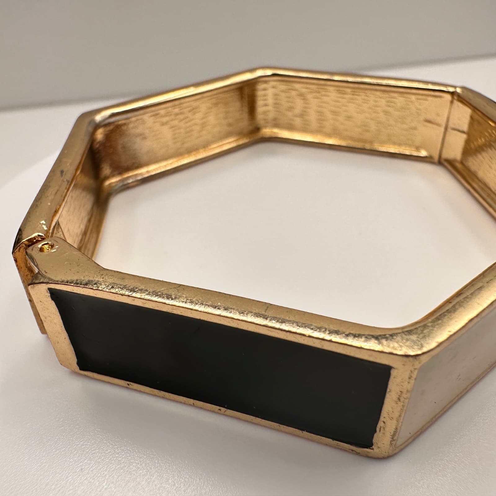 Vintage Y2K Hexagon Bangle Bracelet Gold Tone Black & Cream Enamel Statement - Thumbnail 3