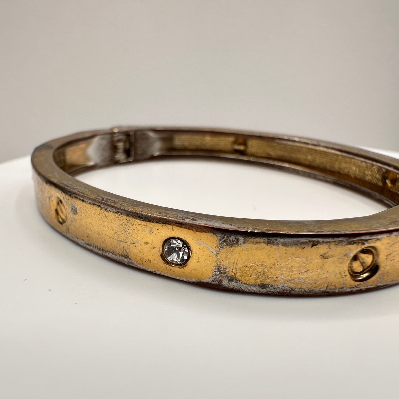 Vintage 90s Gold Tone Hinged Bangle Bracelet Crystal Accent Fashion Jewelry - Thumbnail 3