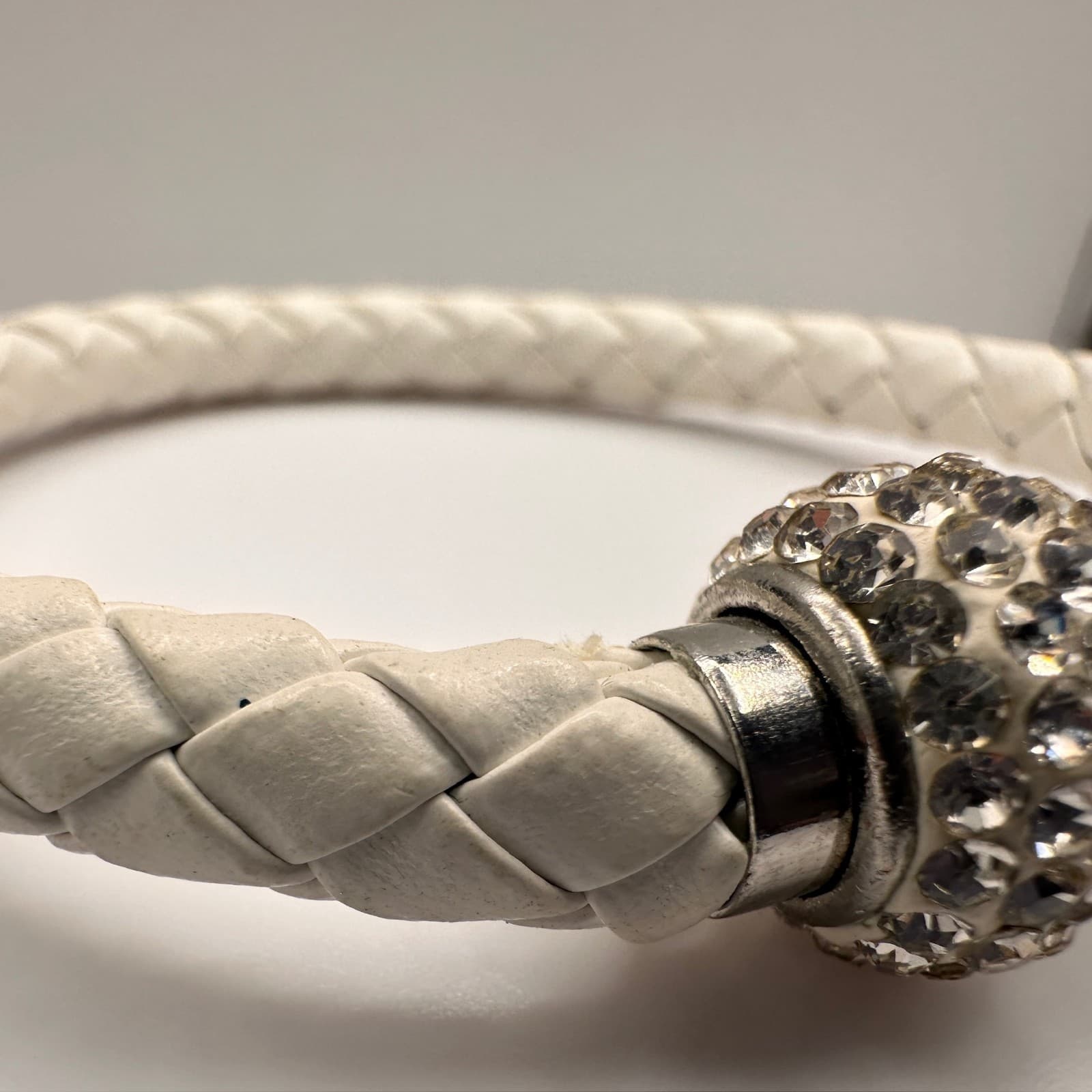 Vintage White Braided Leather Bracelet Crystal Rhinestone Bead Silver Tone Clasp - Thumbnail 8
