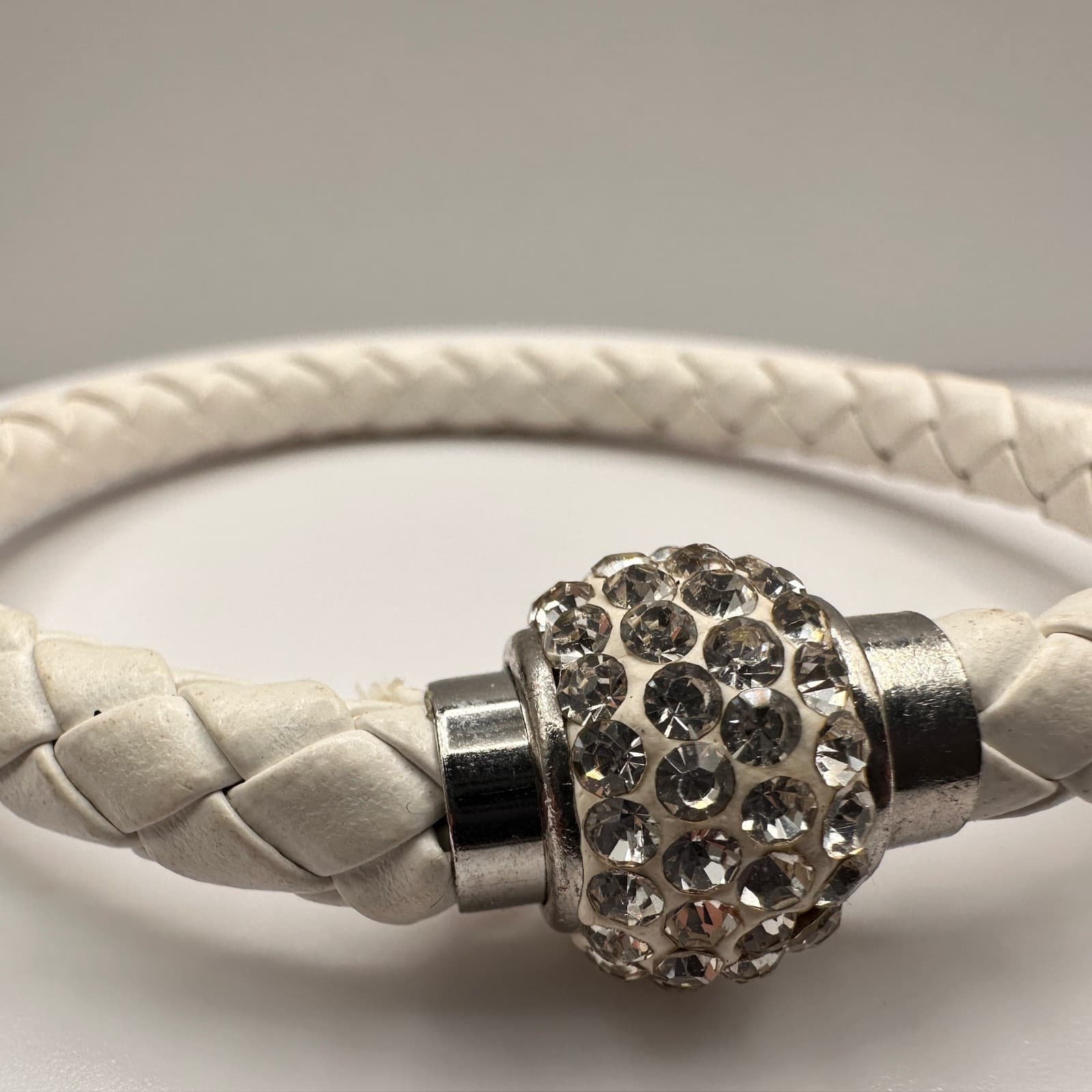 Vintage White Braided Leather Bracelet Crystal Rhinestone Bead Silver Tone Clasp - Thumbnail 7