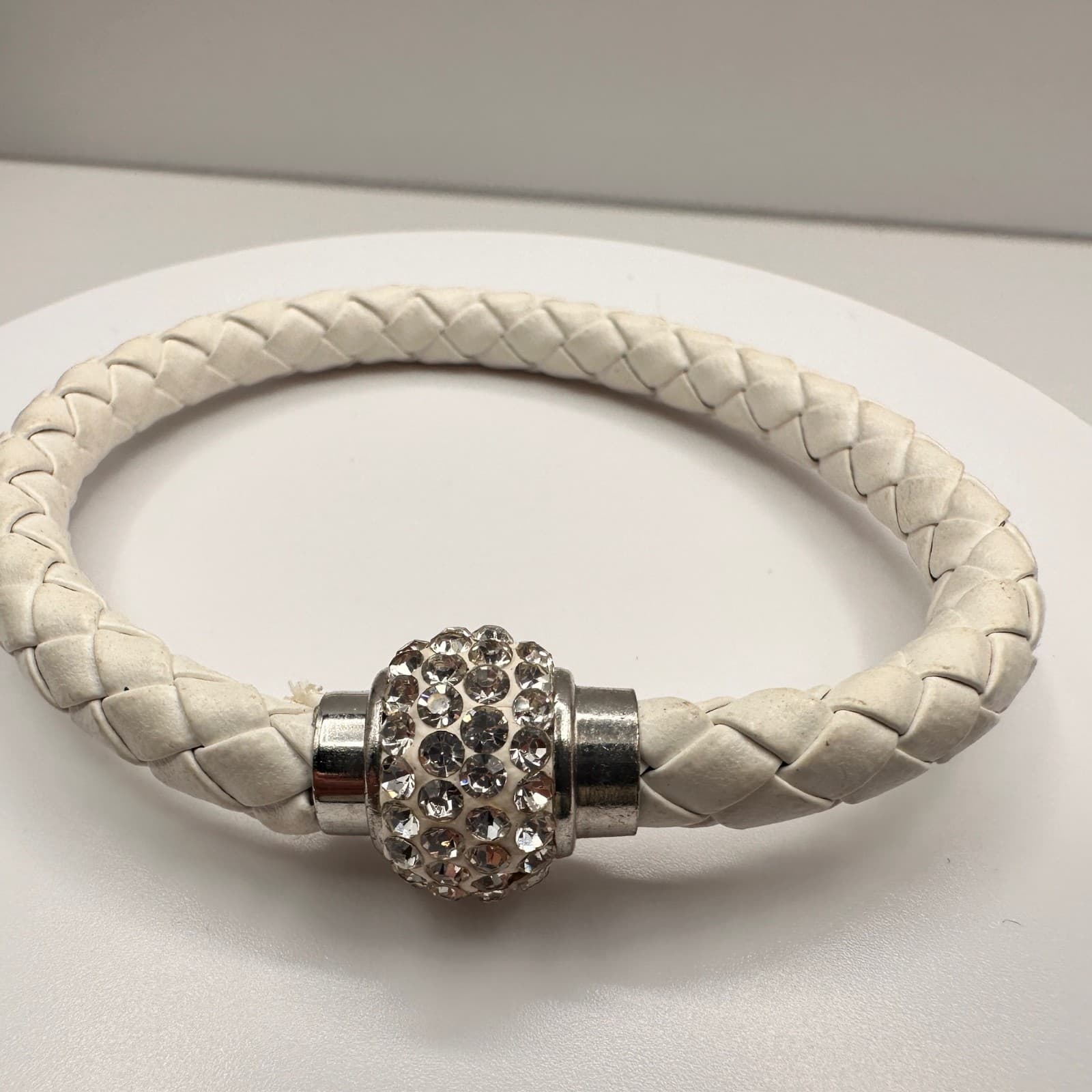 Vintage White Braided Leather Bracelet Crystal Rhinestone Bead Silver Tone Clasp - Thumbnail 10