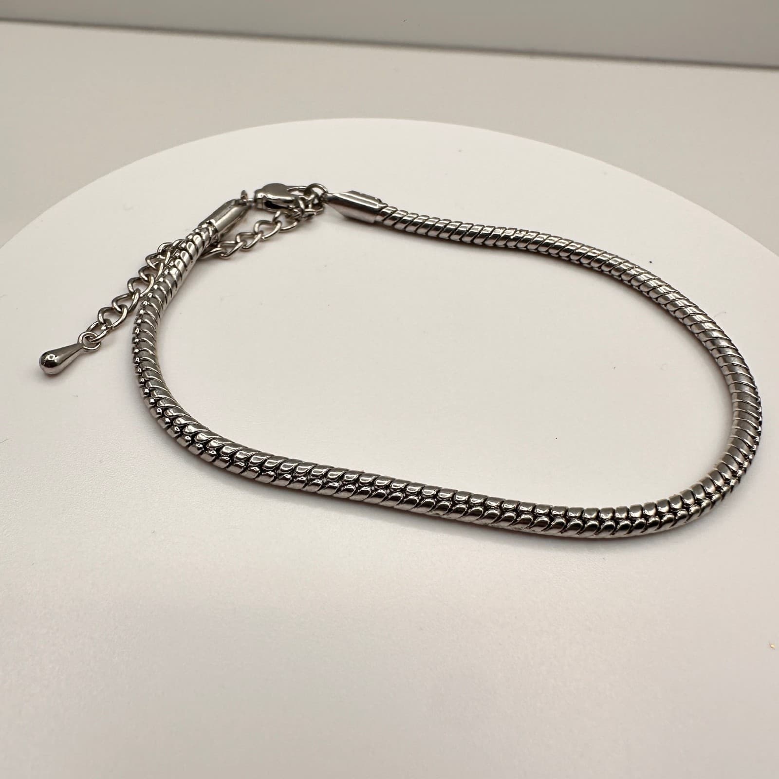 Vintage Silver Tone Snake Chain Bracelet Adjustable Minimalist Classic Jewelry - Thumbnail 2