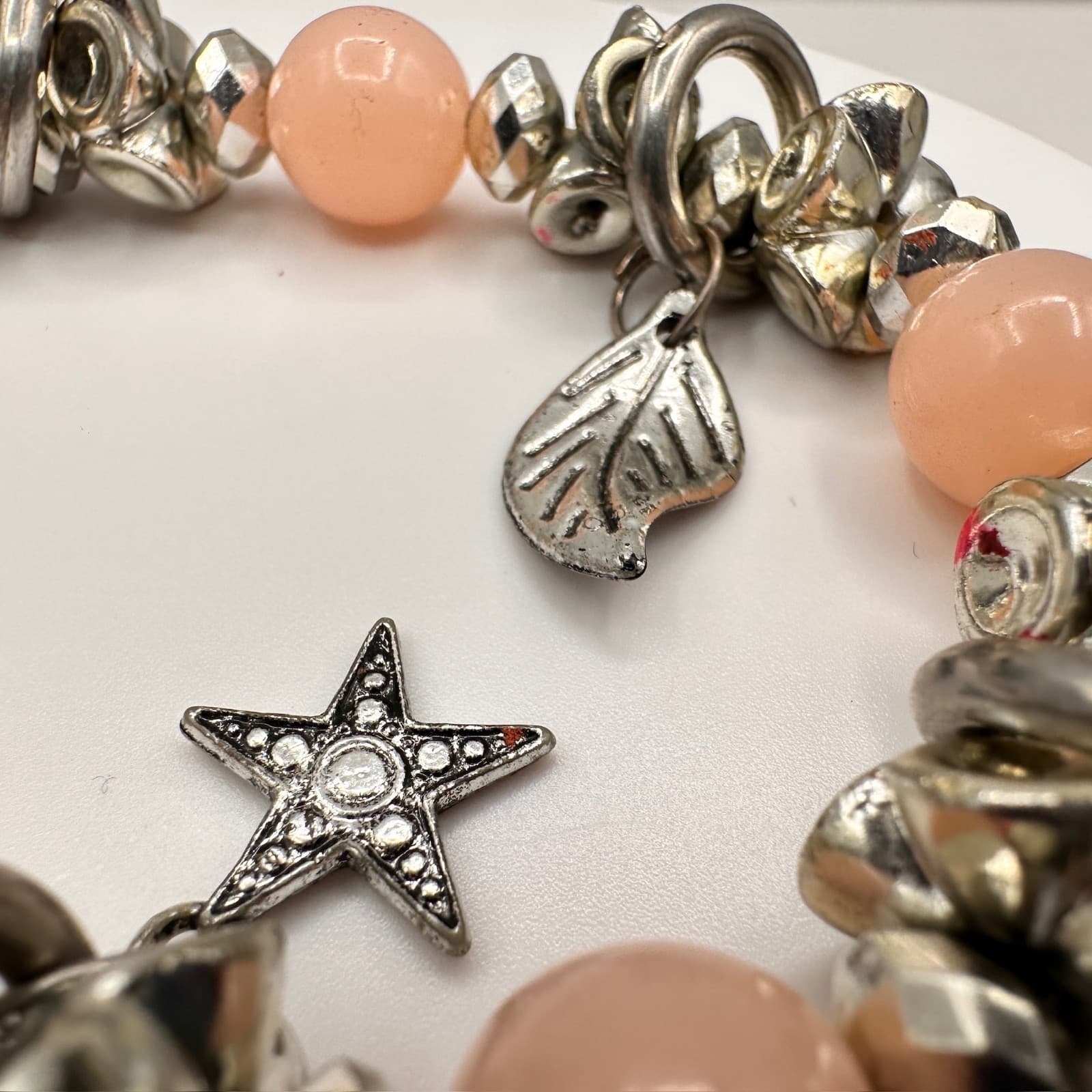 Vintage 90s Charm Bracelet Pink Bead Silver Tone Key Leaf Star Dangle Jewelry - Thumbnail 8