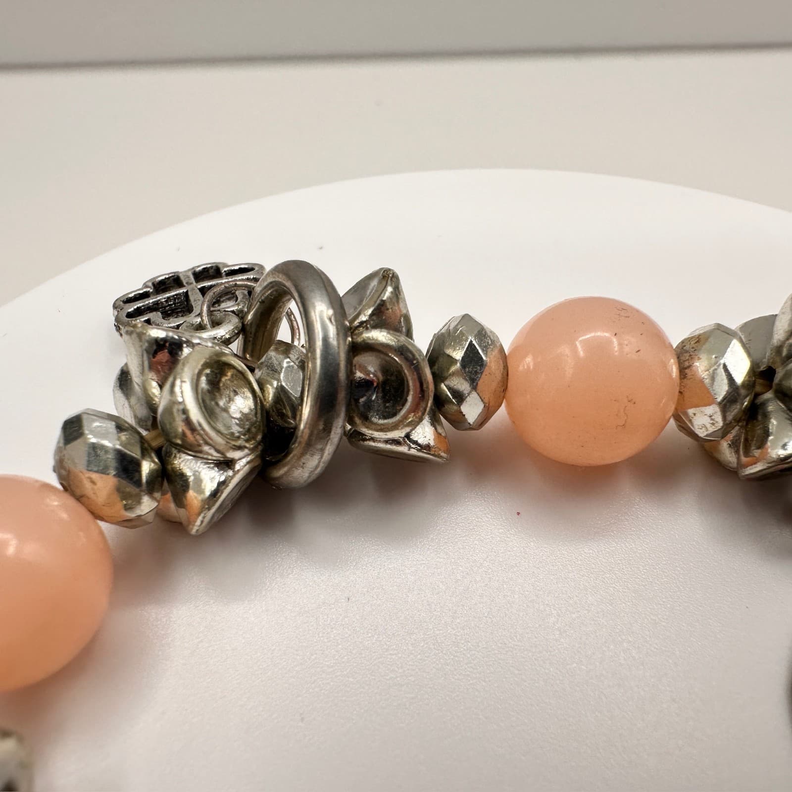 Vintage 90s Charm Bracelet Pink Bead Silver Tone Key Leaf Star Dangle Jewelry - Thumbnail 10