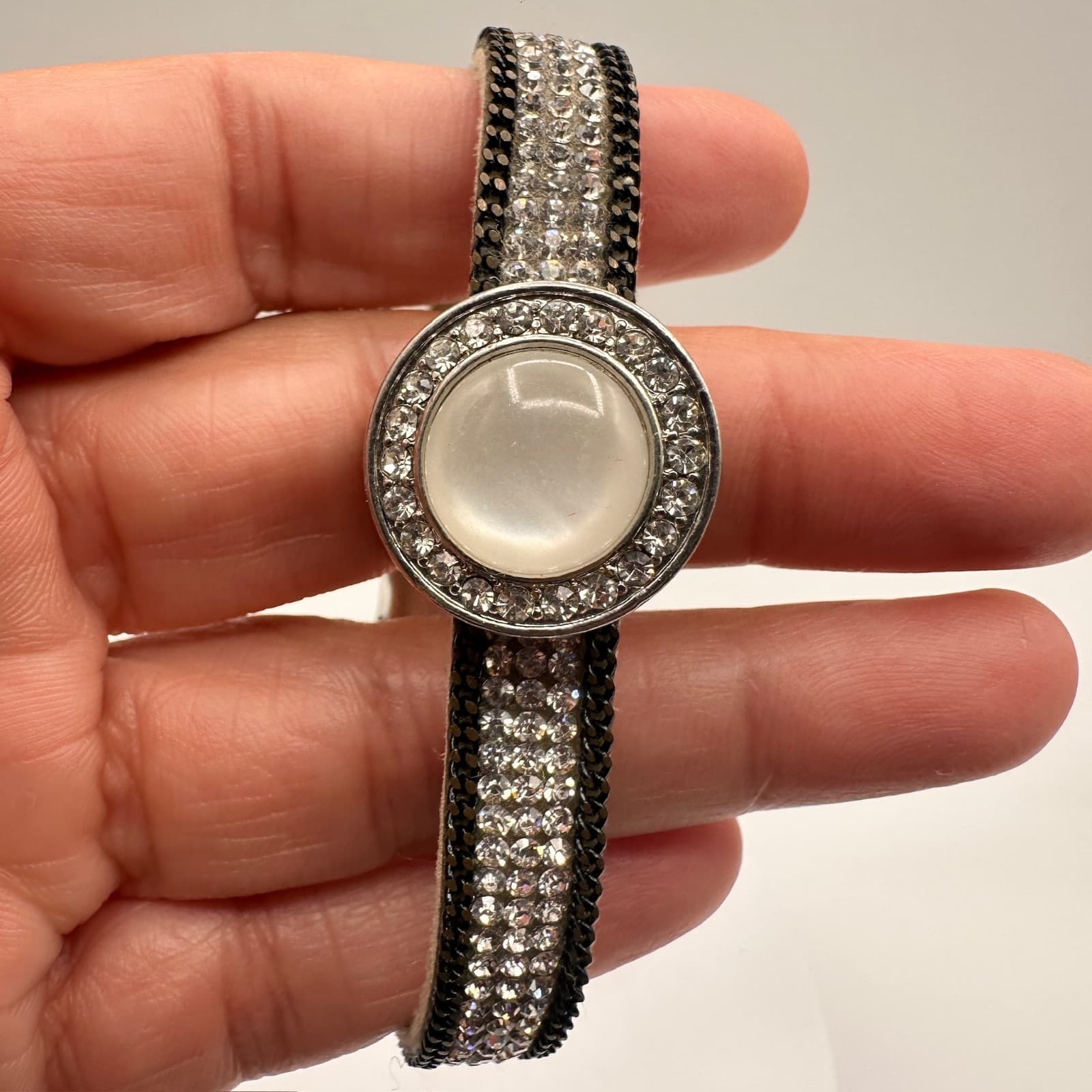 Vintage 90s Silver Tone Crystal Leather Bracelet Round Cabochon Statement - Thumbnail 9