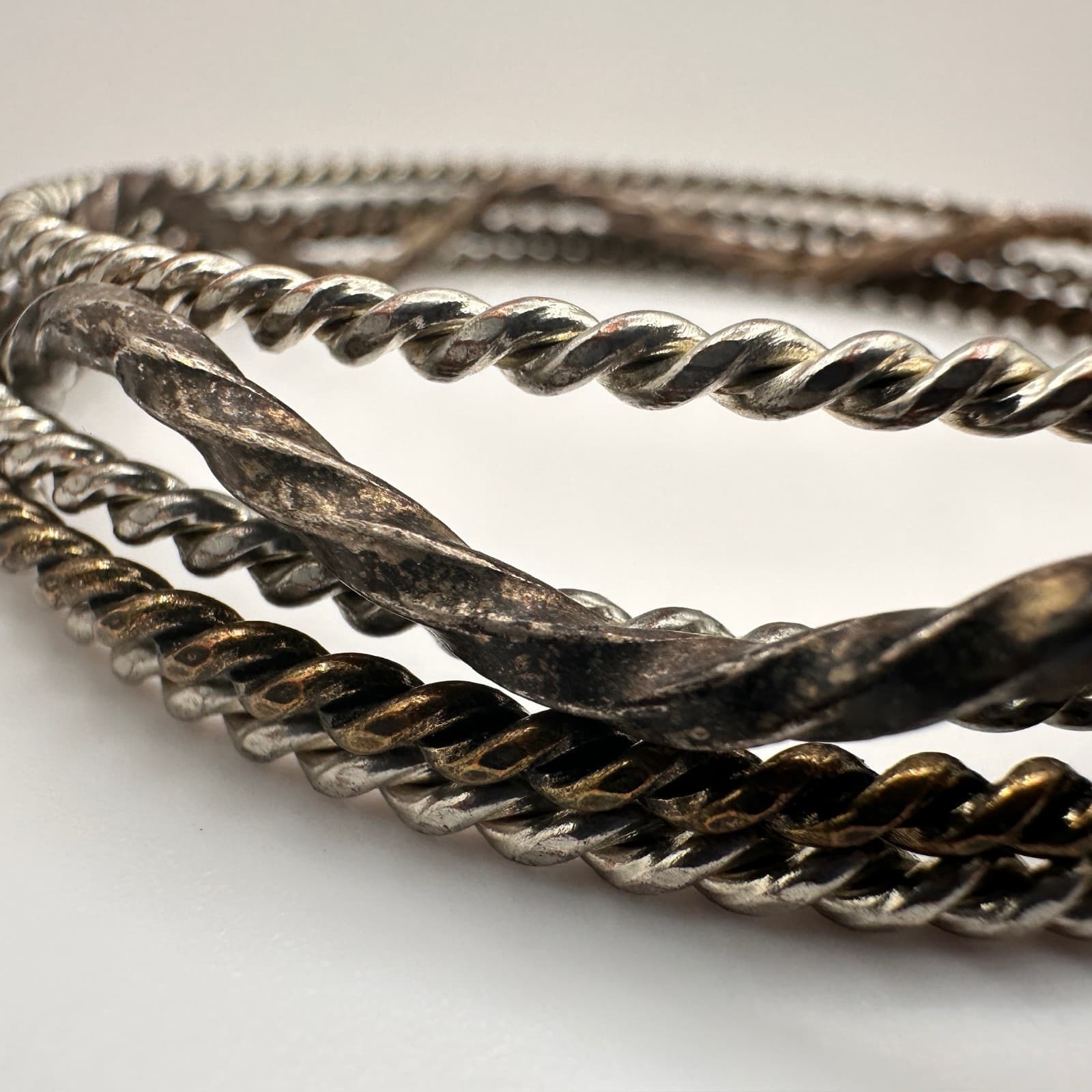 Vintage 80s Boohoo Stackable Twisted Metal Bangles Set Of 3 Bohemian Jewelry - Thumbnail 3