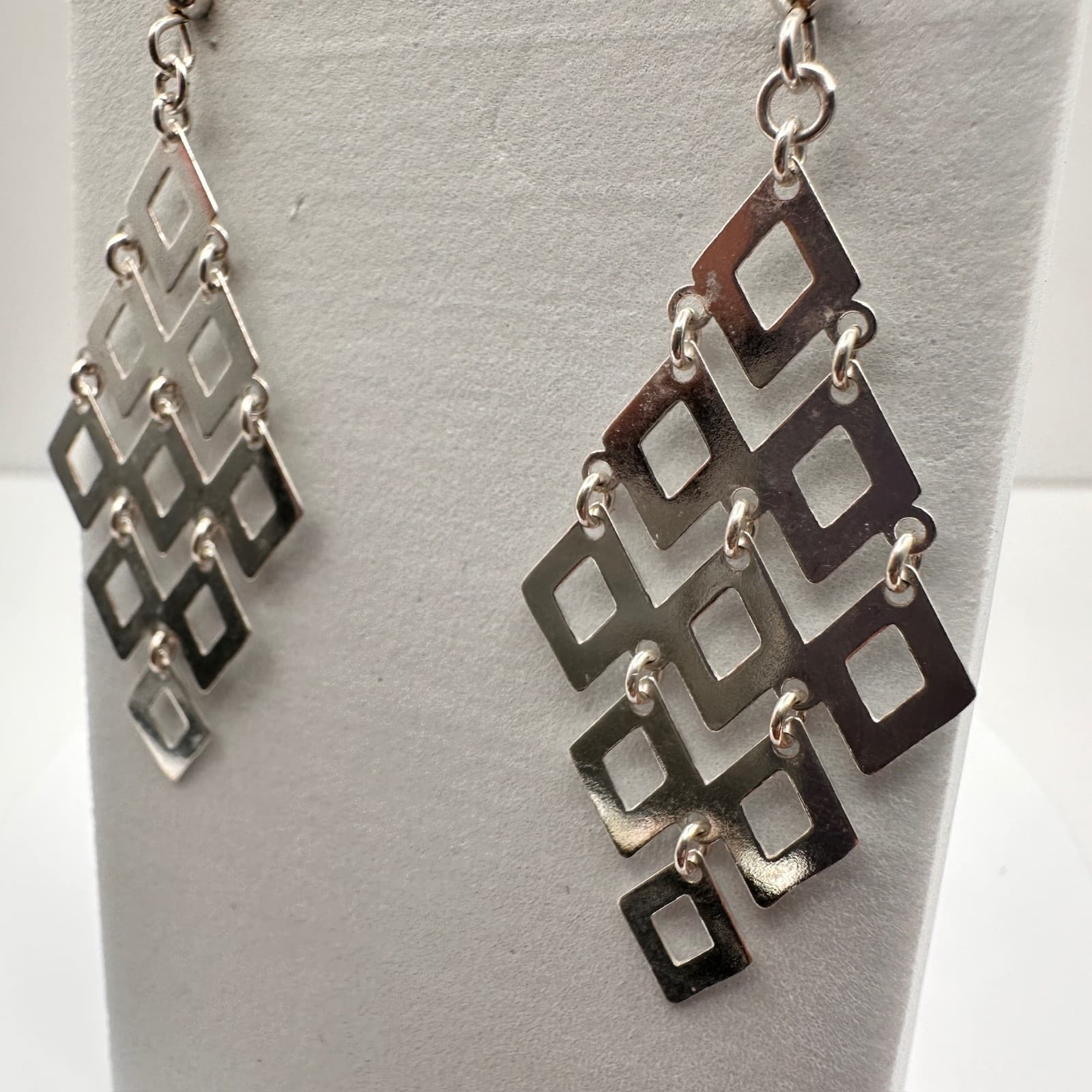 Vintage 90s Silver Tone Statement Chandelier & Floral Post Earrings Lot Jewelry - Thumbnail 19