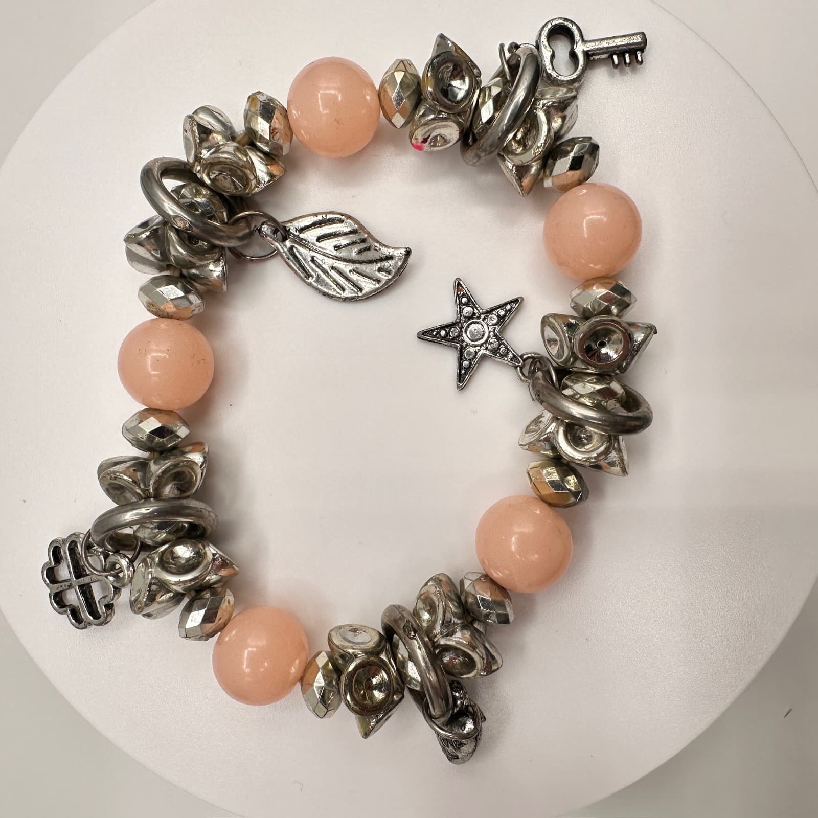 Vintage 90s Charm Bracelet Pink Bead Silver Tone Key Leaf Star Dangle Jewelry - Thumbnail 11