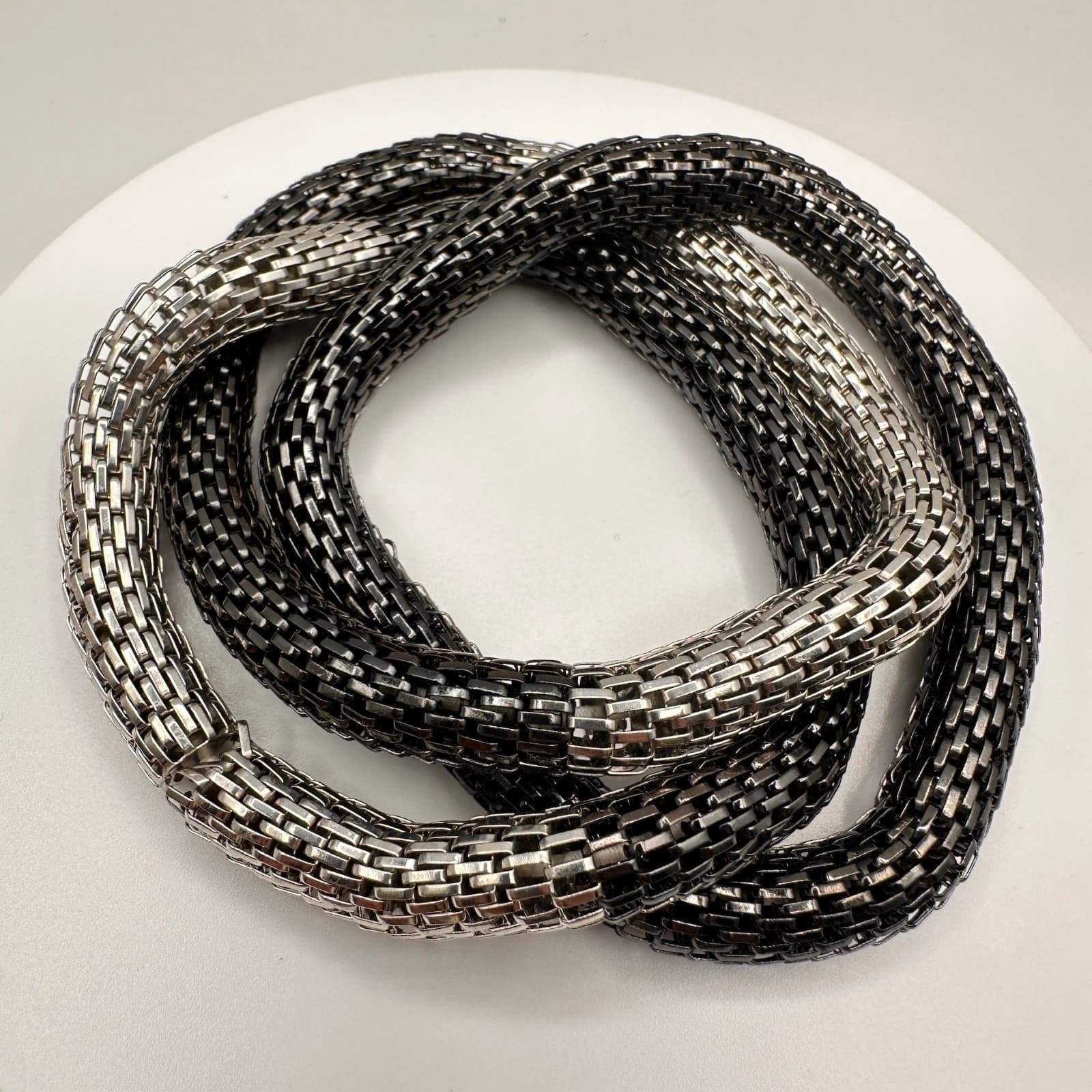 Vintage Y2K Two-Tone Mesh Chain Bracelet Silver Black Chunky Statement Jewelry - Thumbnail 2
