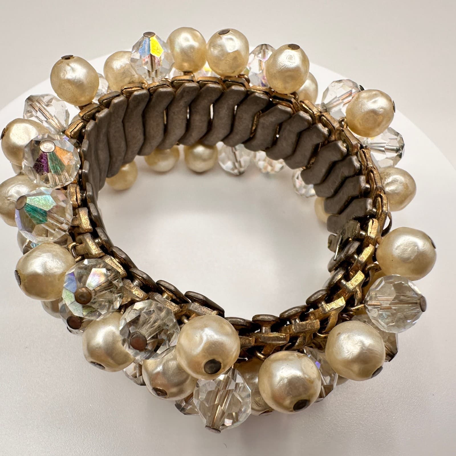 Vintage 90s Faux Pearl AB Crystal Expansion Bracelet Stretch Statement Jewelry - Thumbnail 5