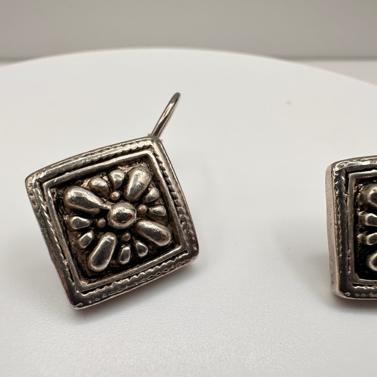 Vintage 90s Silver Tone Statement Chandelier & Floral Post Earrings Lot Jewelry - Thumbnail 4