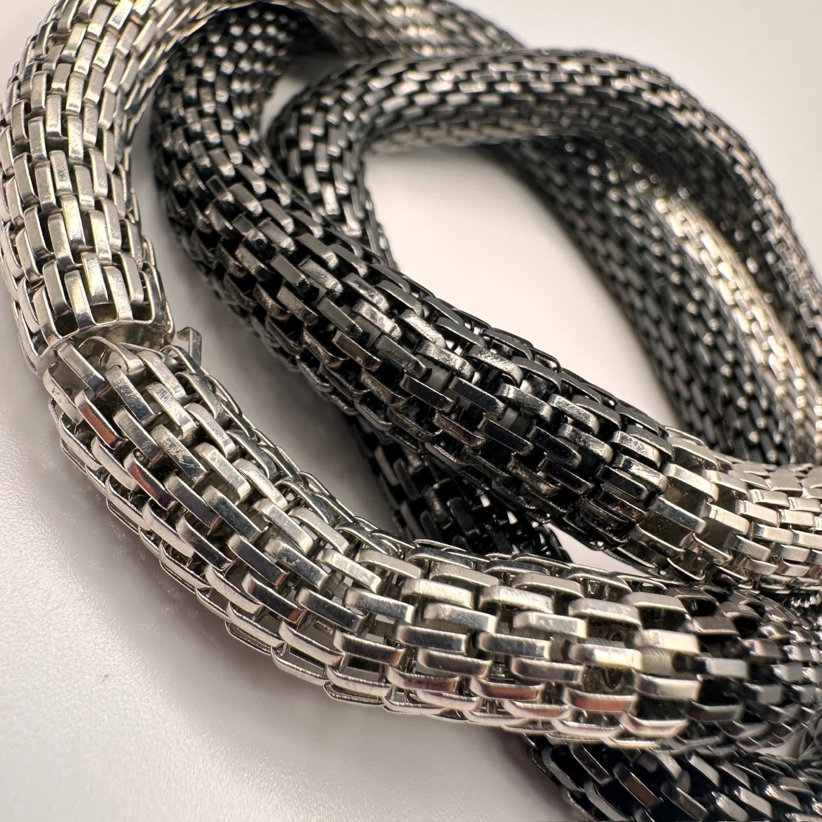 Vintage Y2K Two-Tone Mesh Chain Bracelet Silver Black Chunky Statement Jewelry - Thumbnail 3