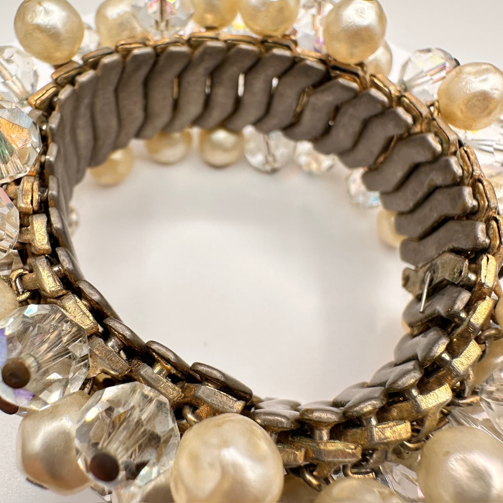 Vintage 90s Faux Pearl AB Crystal Expansion Bracelet Stretch Statement Jewelry - Thumbnail 7
