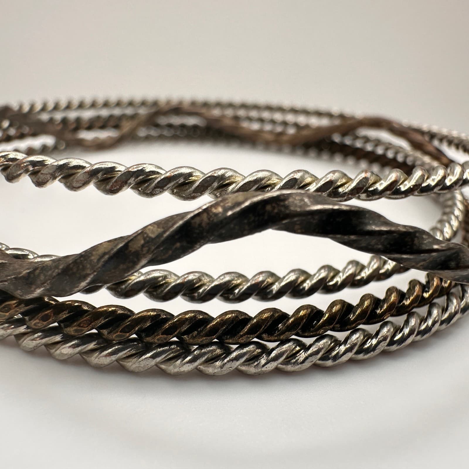 Vintage 80s Boohoo Stackable Twisted Metal Bangles Set Of 3 Bohemian Jewelry - Thumbnail 5