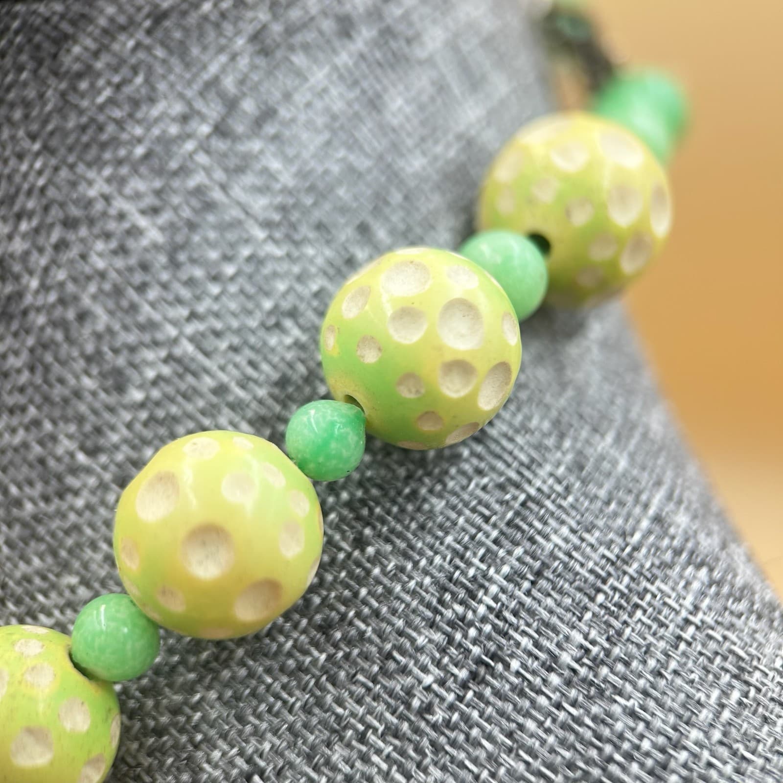 Vintage Green Polka Dot Beaded Necklace Retro Statement Fashion Jewelry 38'' - Thumbnail 4