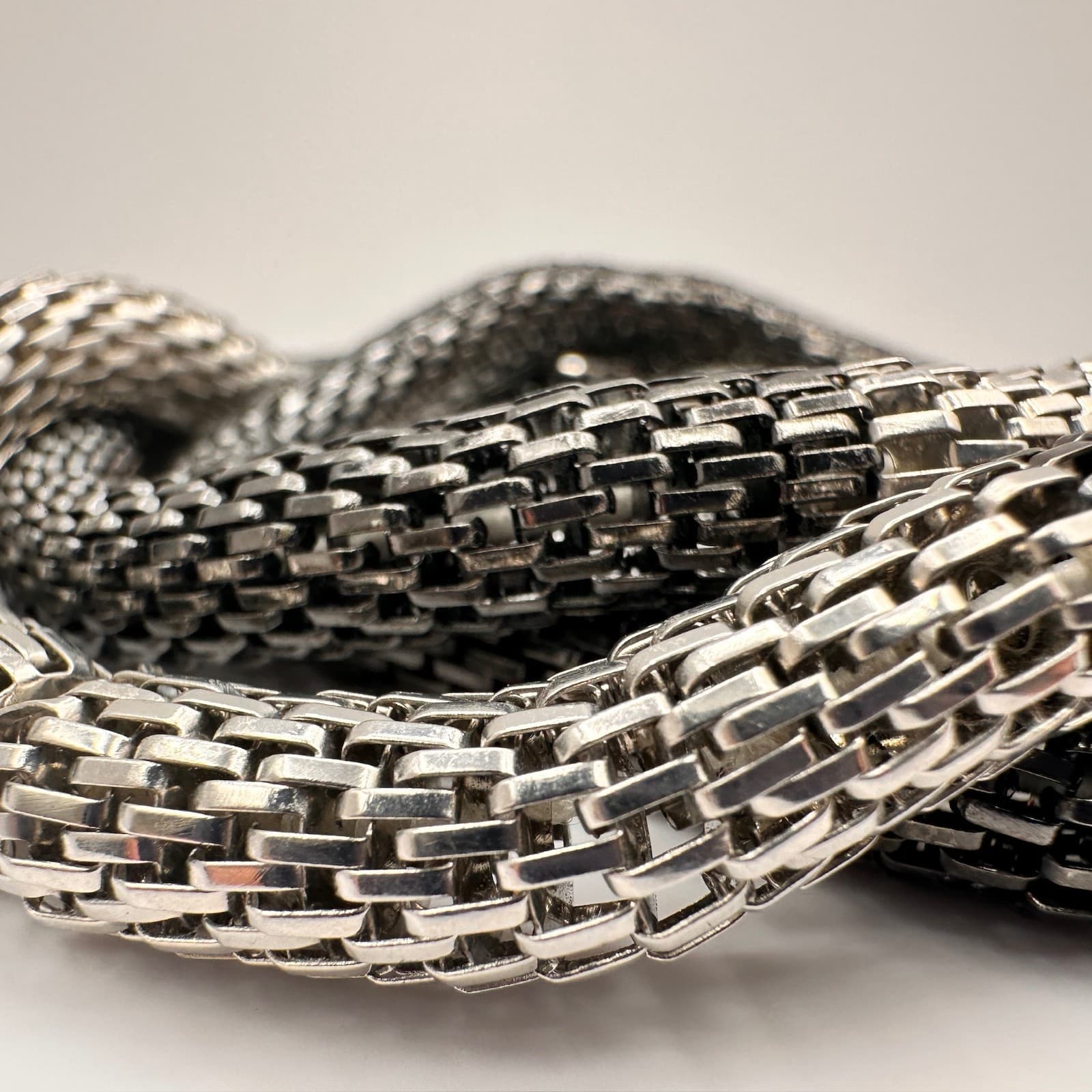 Vintage Y2K Two-Tone Mesh Chain Bracelet Silver Black Chunky Statement Jewelry - Thumbnail 6