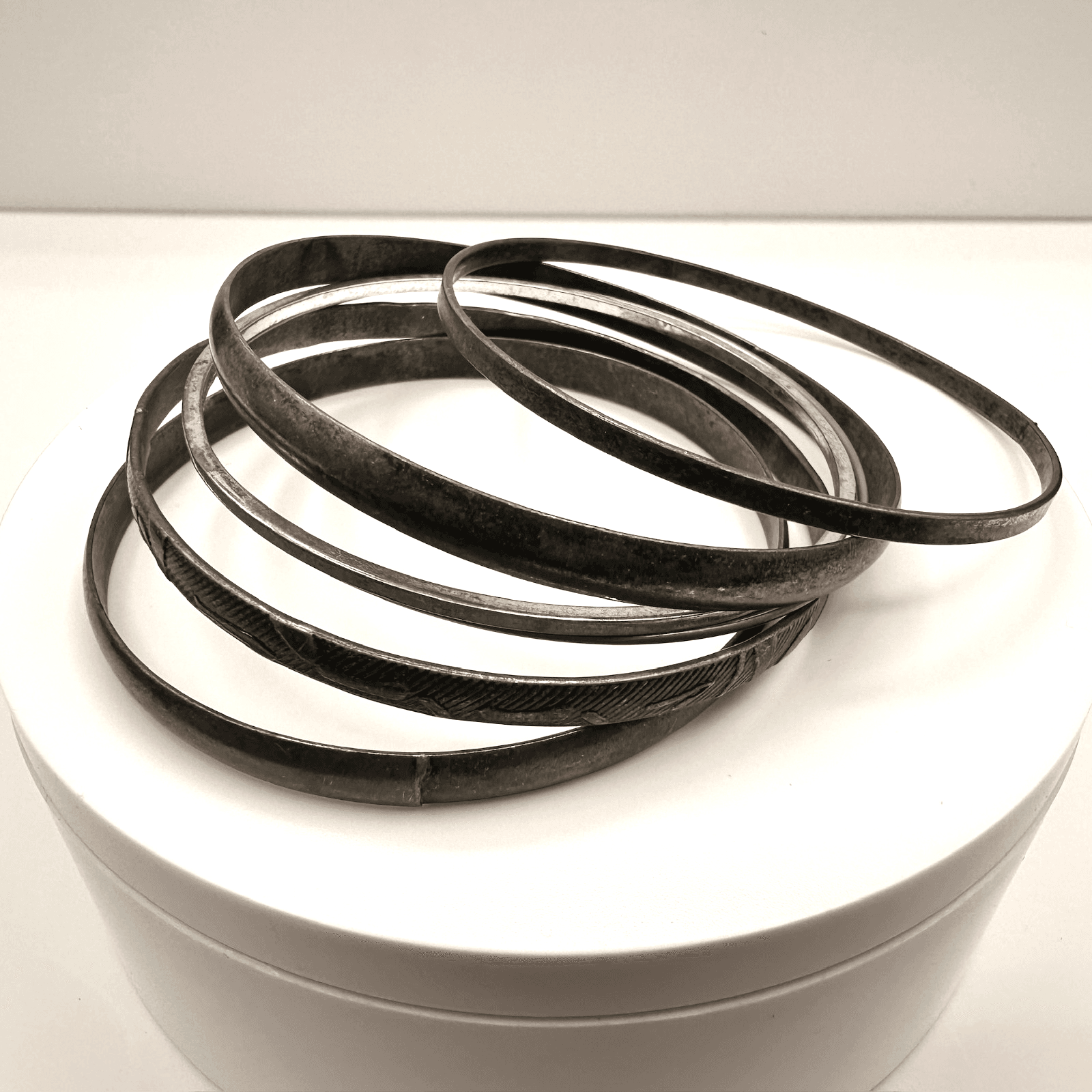 Vintage 80s Silver Tone Bangle Set Etched Engraved Design Women's Jewelry - Image 1