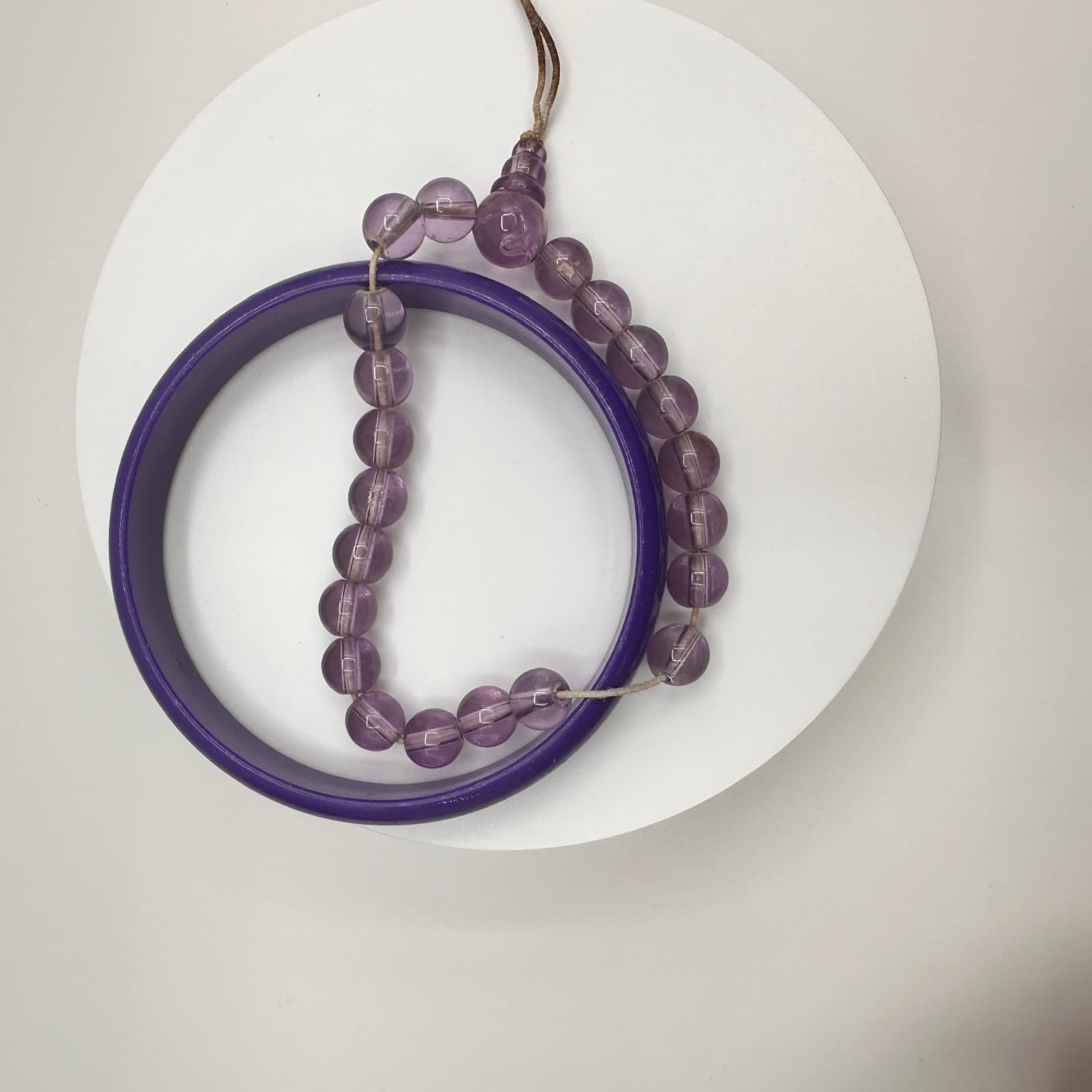 Vintage 90s Natural Bead Bracelet & Purple Lucite Bangle Set Women's Jewelry - Thumbnail 10