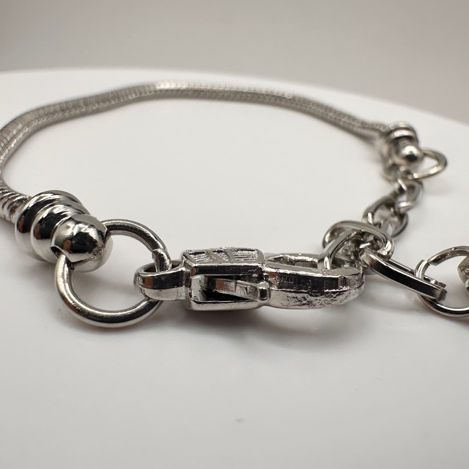 Vintage 90s Silver Tone Snake Chain Charm Bracelet Kit Lobster Clasp Jewelry - Thumbnail 7