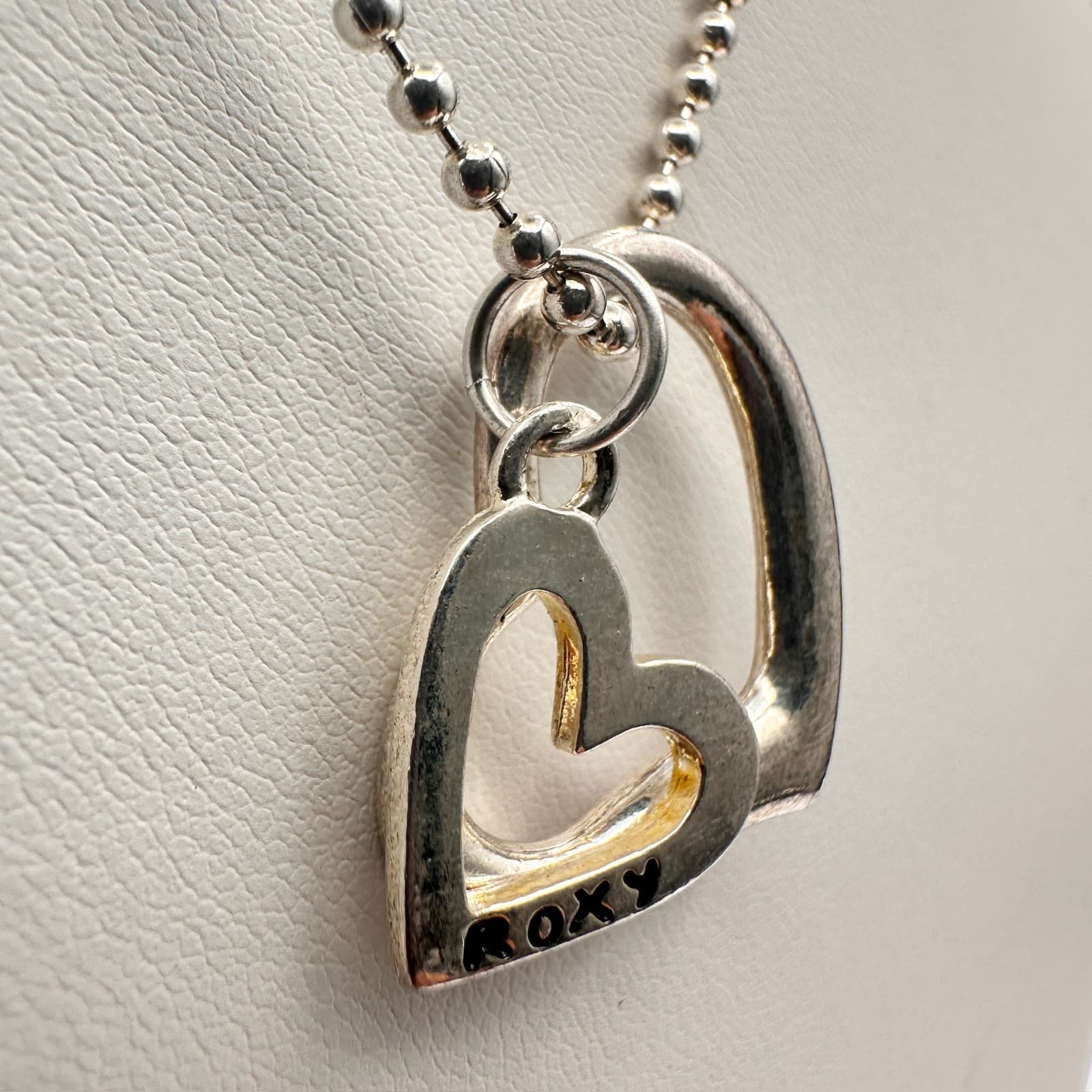 Vintage 90s Silver Tone Entwined Hearts Pendant Ball Chain Necklace Jewelry - Thumbnail 9