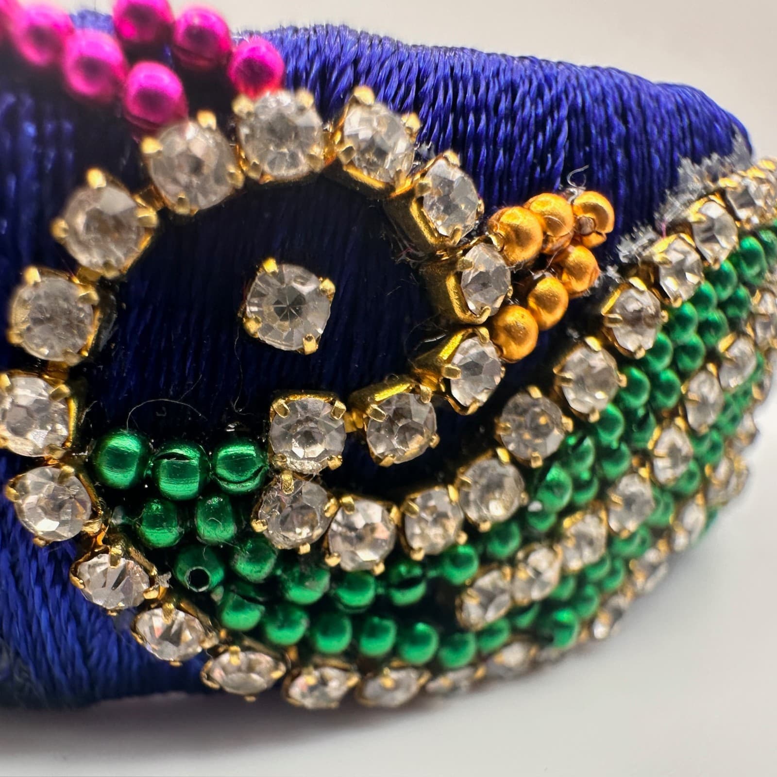Vintage 90s Silk Thread Bangle Royal Blue Rhinestone Bracelet Bead Peacock Motif - Thumbnail 7