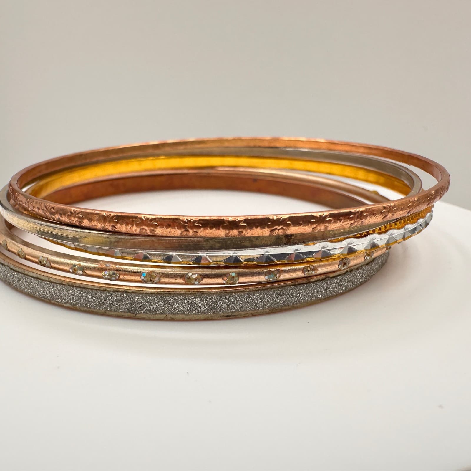 Vintage 80s Mixed Metal Thin Stackable Bangles Set Bracelets Bohemian Jewelry - Thumbnail 5