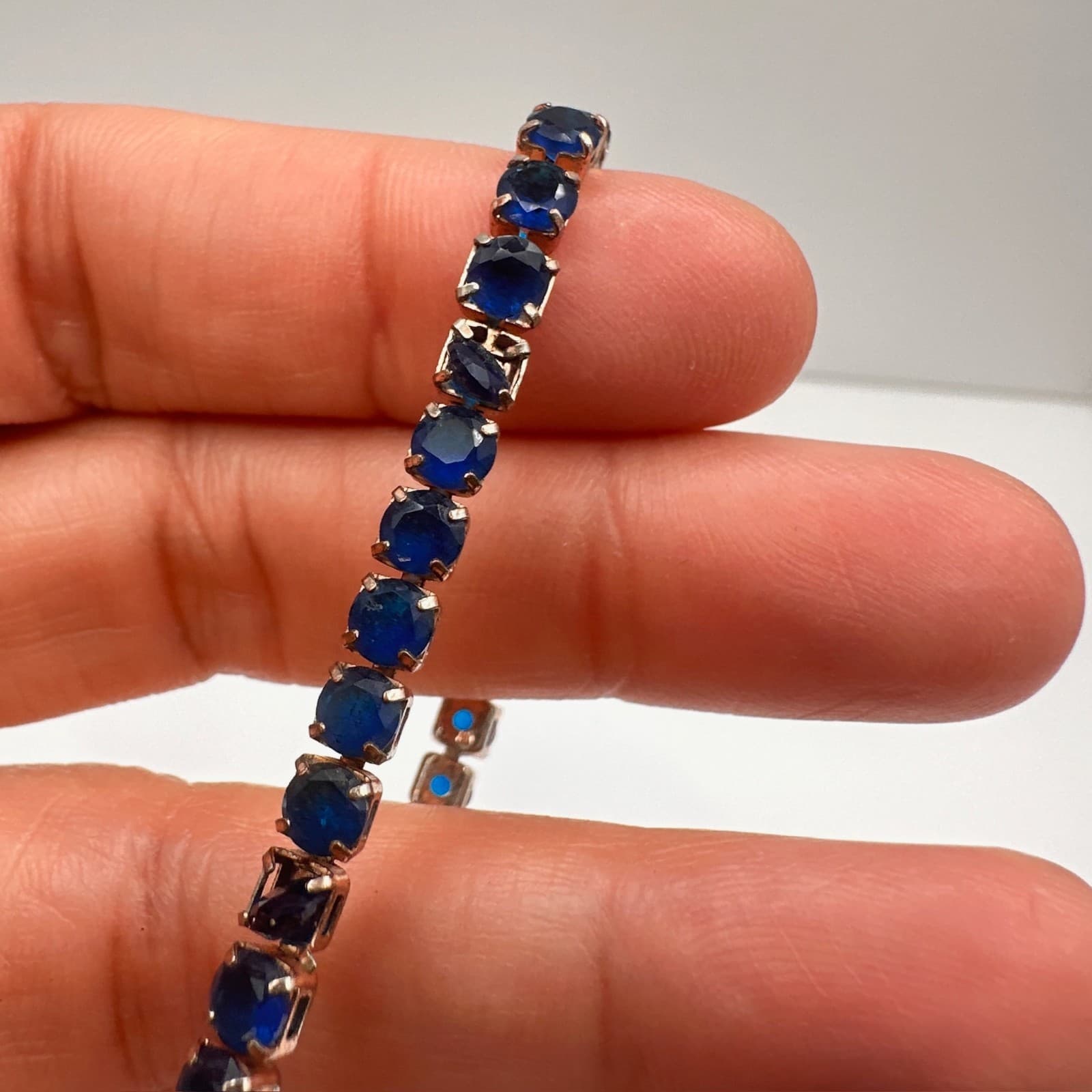 Vintage 90s Y2K Rose Gold Tone Blue Sapphire CZ Bolo Tennis Bracelet Adjustable - Thumbnail 7