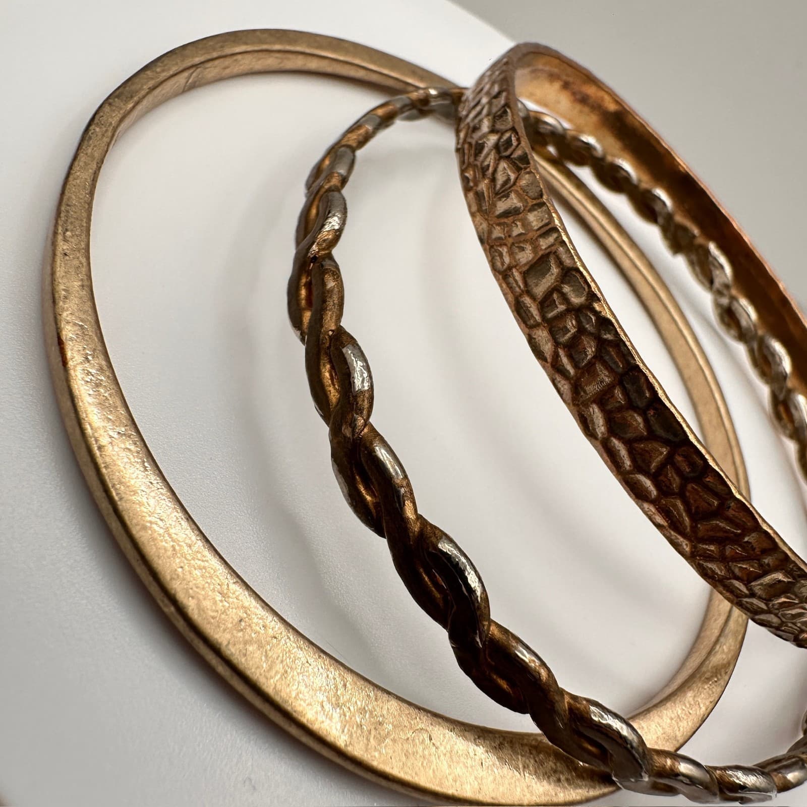 Vintage 80s Chunky Stack Gold & Silver Tone Twisted Bangle Bracelets Set Jewelry - Thumbnail 2