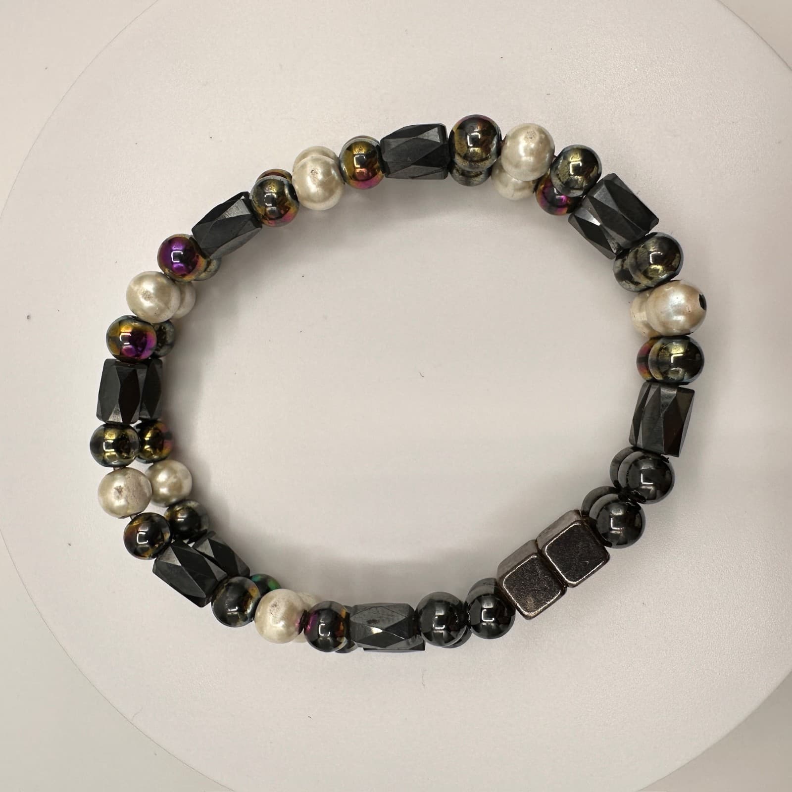 Vintage Y2K Hematite & Faux Pearl Magnetic Stretch Bracelet 2-Row Iridescent - Thumbnail 5