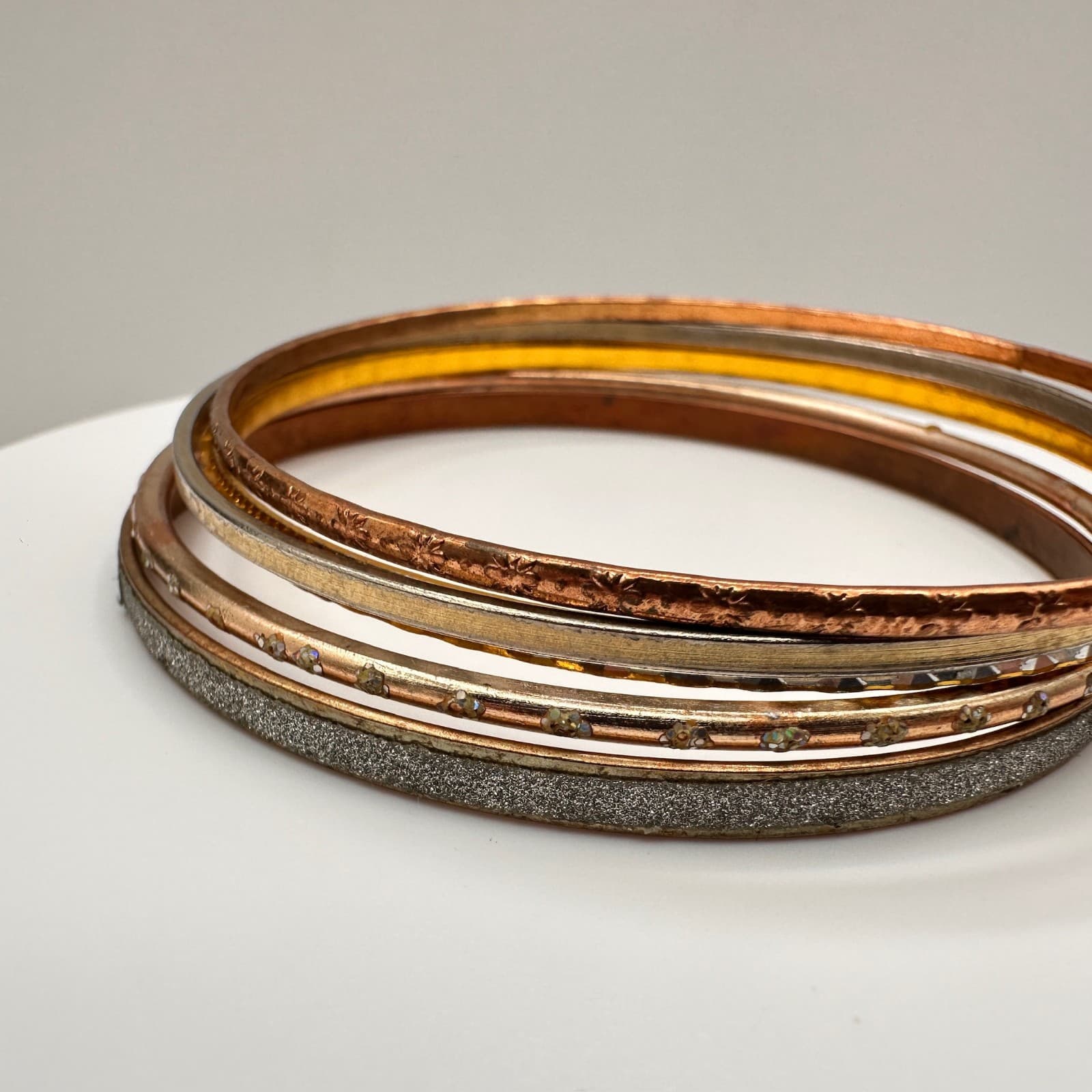 Vintage 80s Mixed Metal Thin Stackable Bangles Set Bracelets Bohemian Jewelry - Thumbnail 3