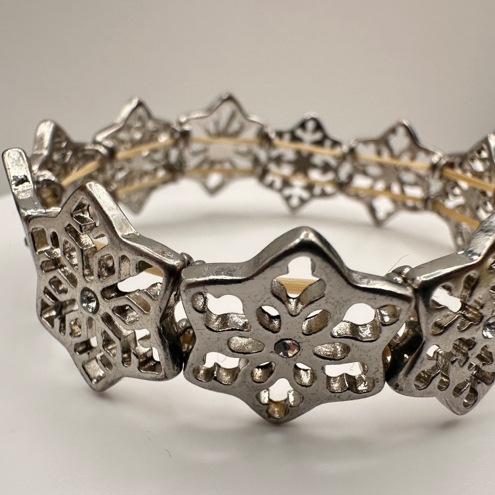 Vintage Y2K Silver Tone Filigree Stretch Link Bracelet Clear Rhinestone Jewelry - Thumbnail 8