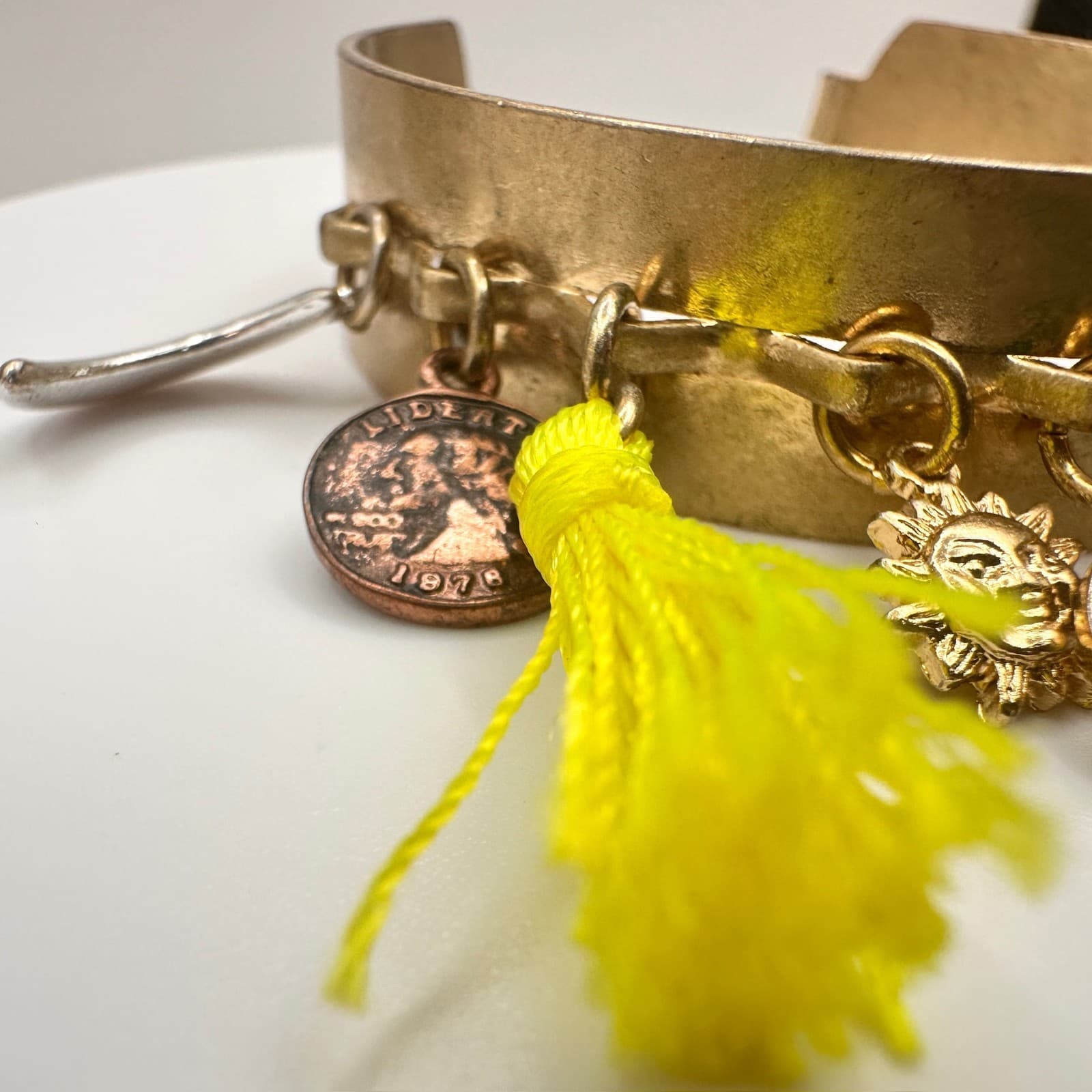 Vintage 90s Boho Gold Tone Hand Bracelet Charms Tassels Peace Sun Coins Jewelry - Thumbnail 4