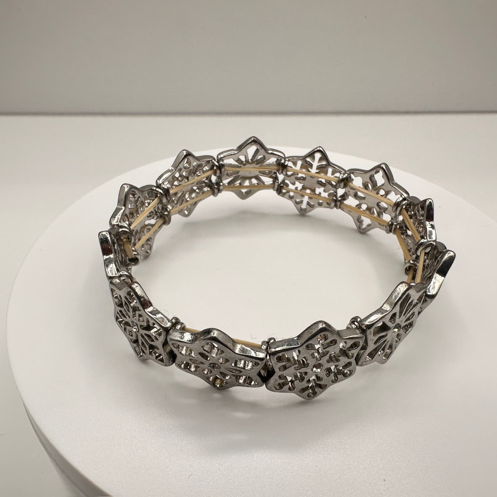 Vintage Y2K Silver Tone Filigree Stretch Link Bracelet Clear Rhinestone Jewelry - Thumbnail 10